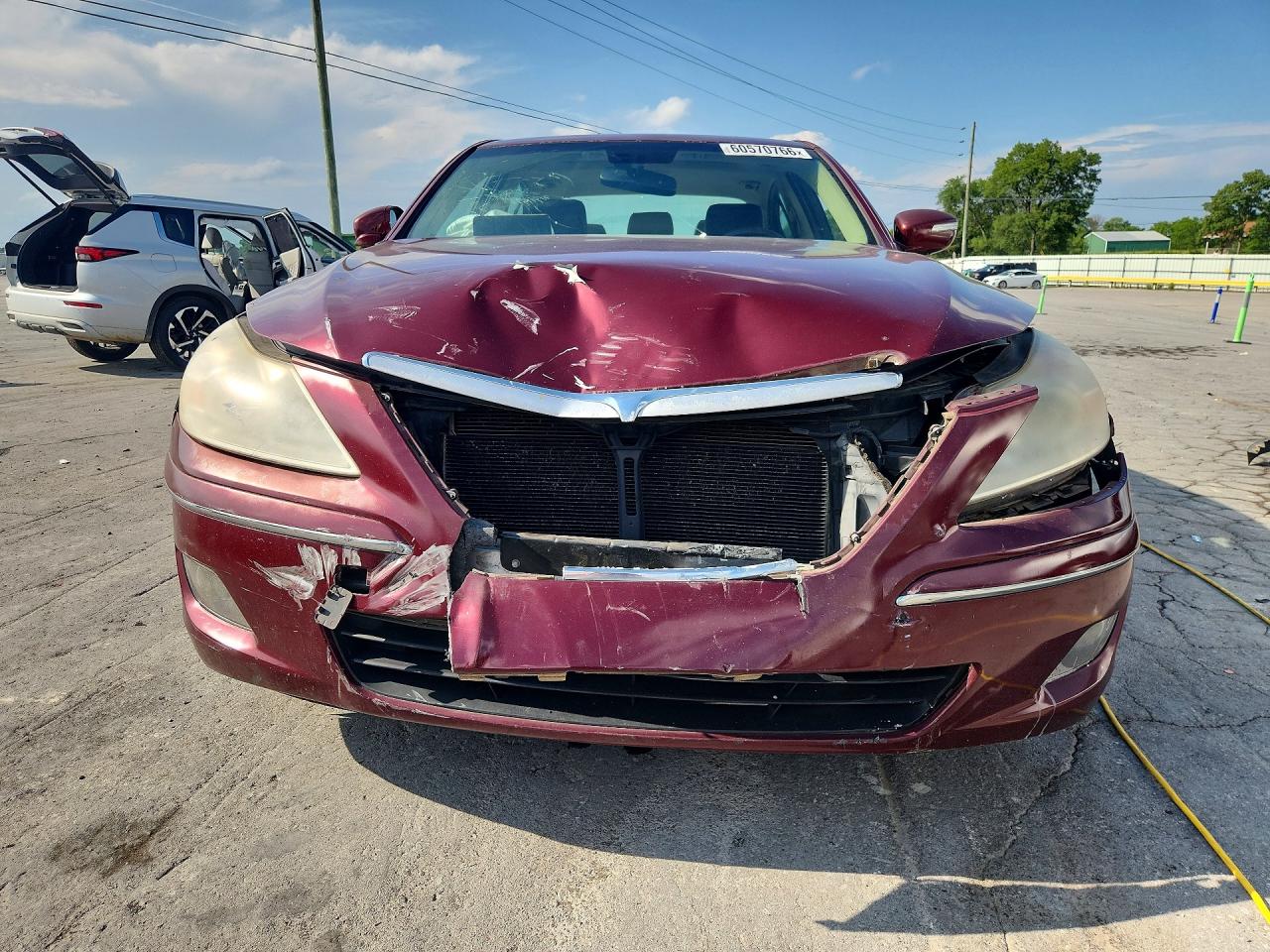 2010 Hyundai Genesis 3.8l Red vin: KMHGC4DE6AU073978