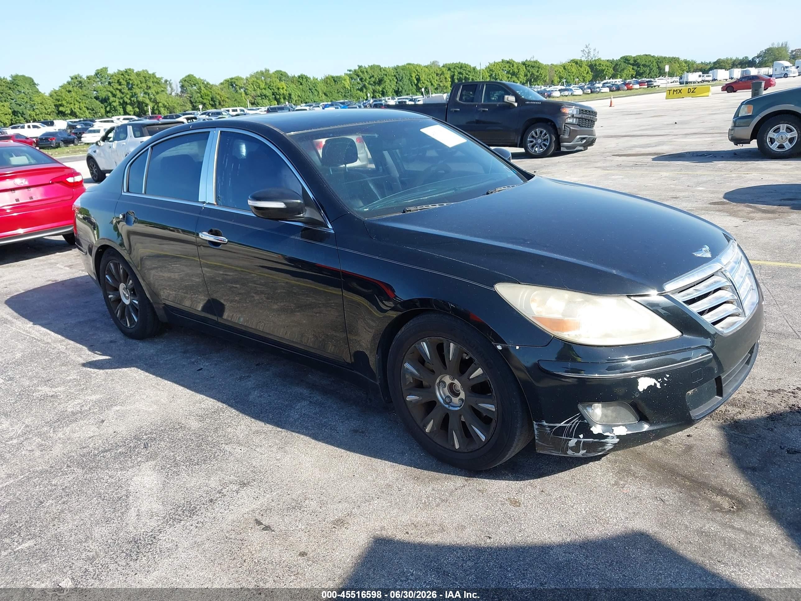2010 Hyundai Genesis 3.8 Black vin: KMHGC4DE6AU074130