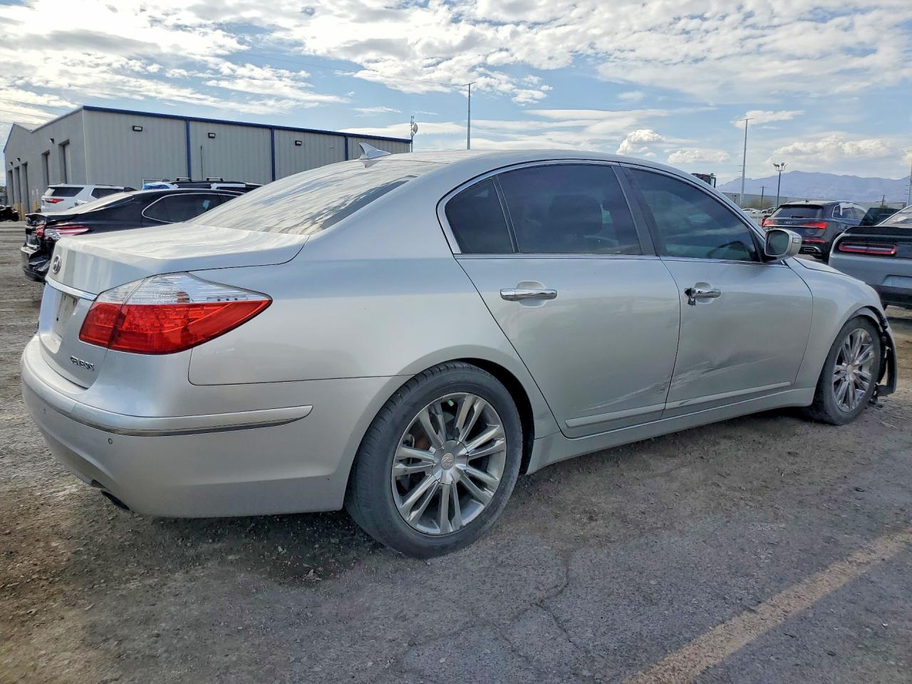 2011 Hyundai Genesis 3.8l Silver vin: KMHGC4DE6BU122369