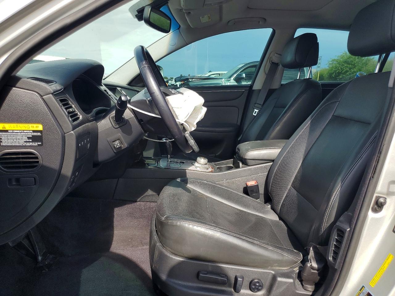 2011 Hyundai Genesis 3.8l Silver vin: KMHGC4DE6BU122369