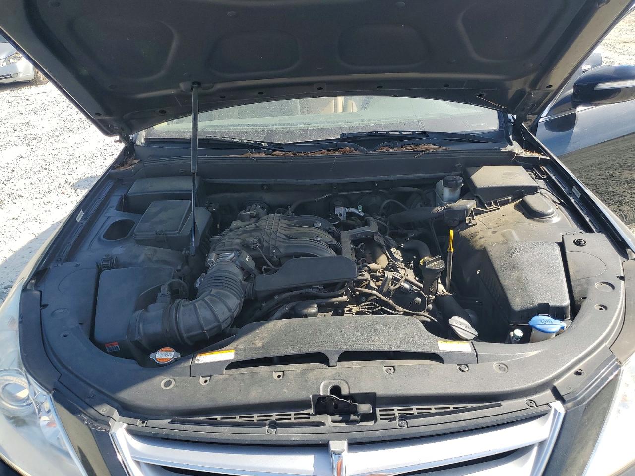 2010 Hyundai Genesis 3.8l Black vin: KMHGC4DE7AU073990