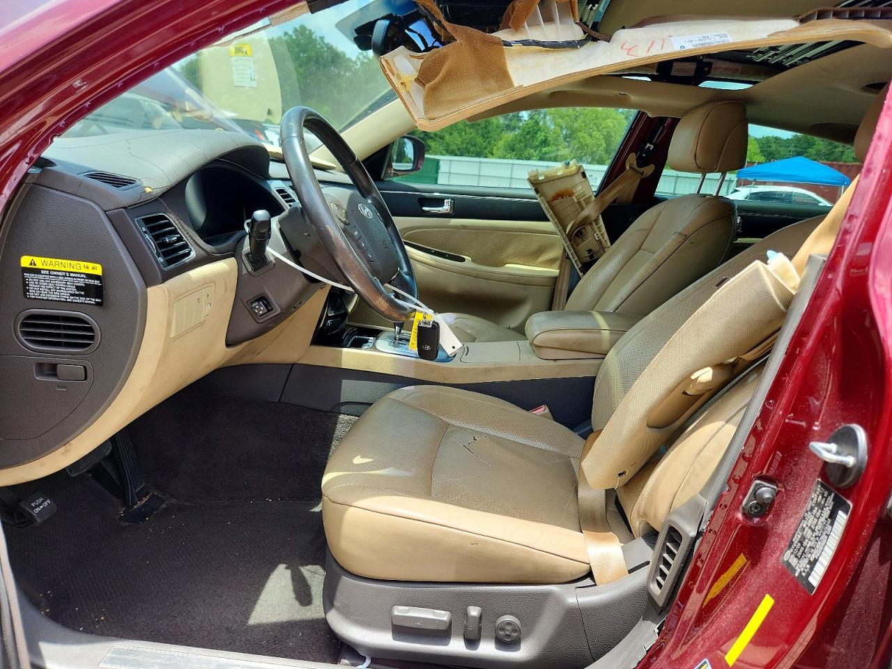 2010 Hyundai Genesis 3.8l Maroon vin: KMHGC4DE7AU076548