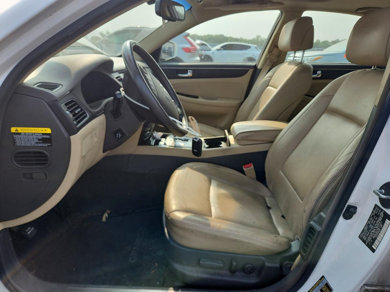 2011 Hyundai Genesis 3.8l White vin: KMHGC4DE7BU114913