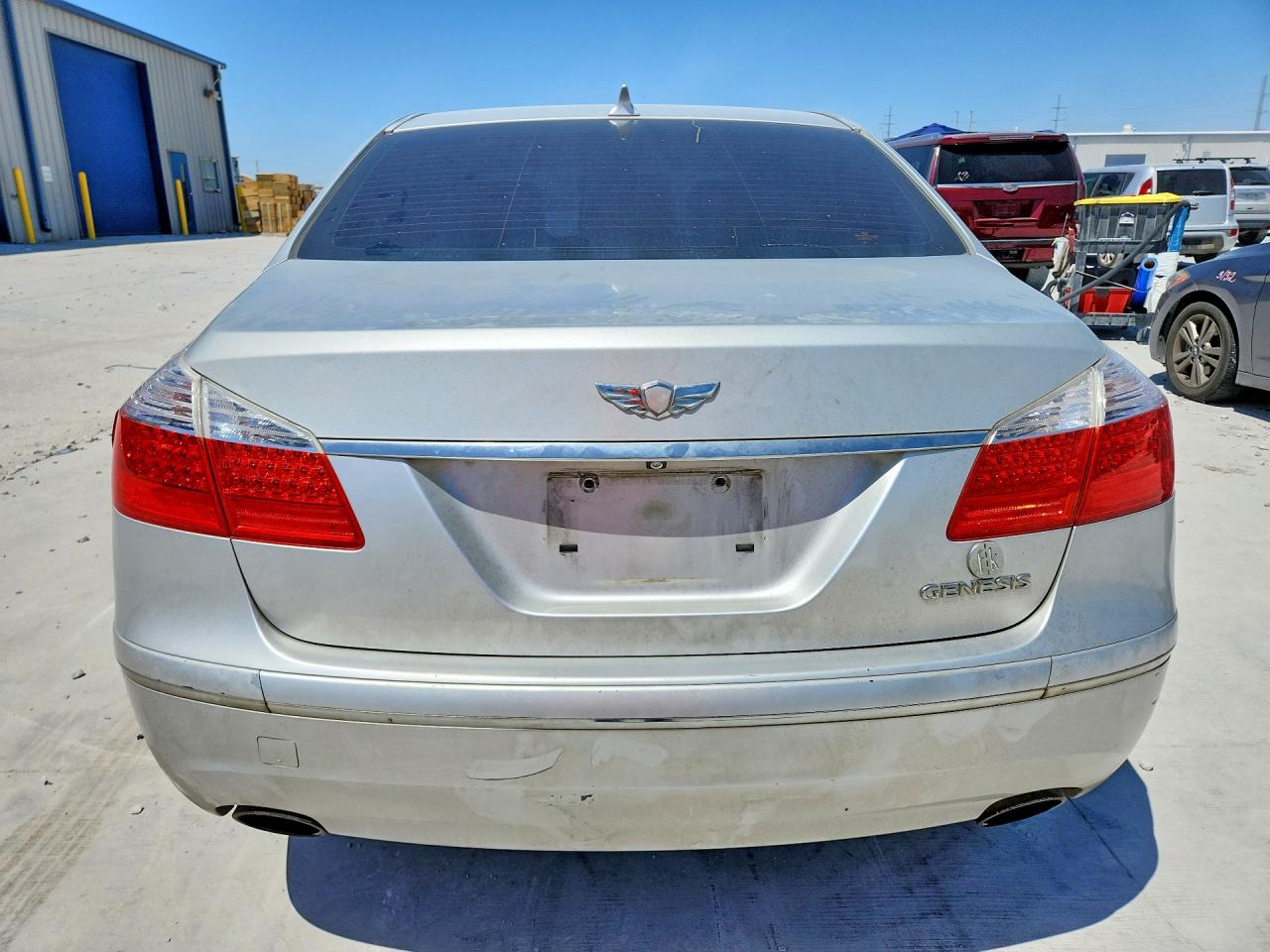 2011 Hyundai Genesis 3.8l Silver vin: KMHGC4DE7BU134627