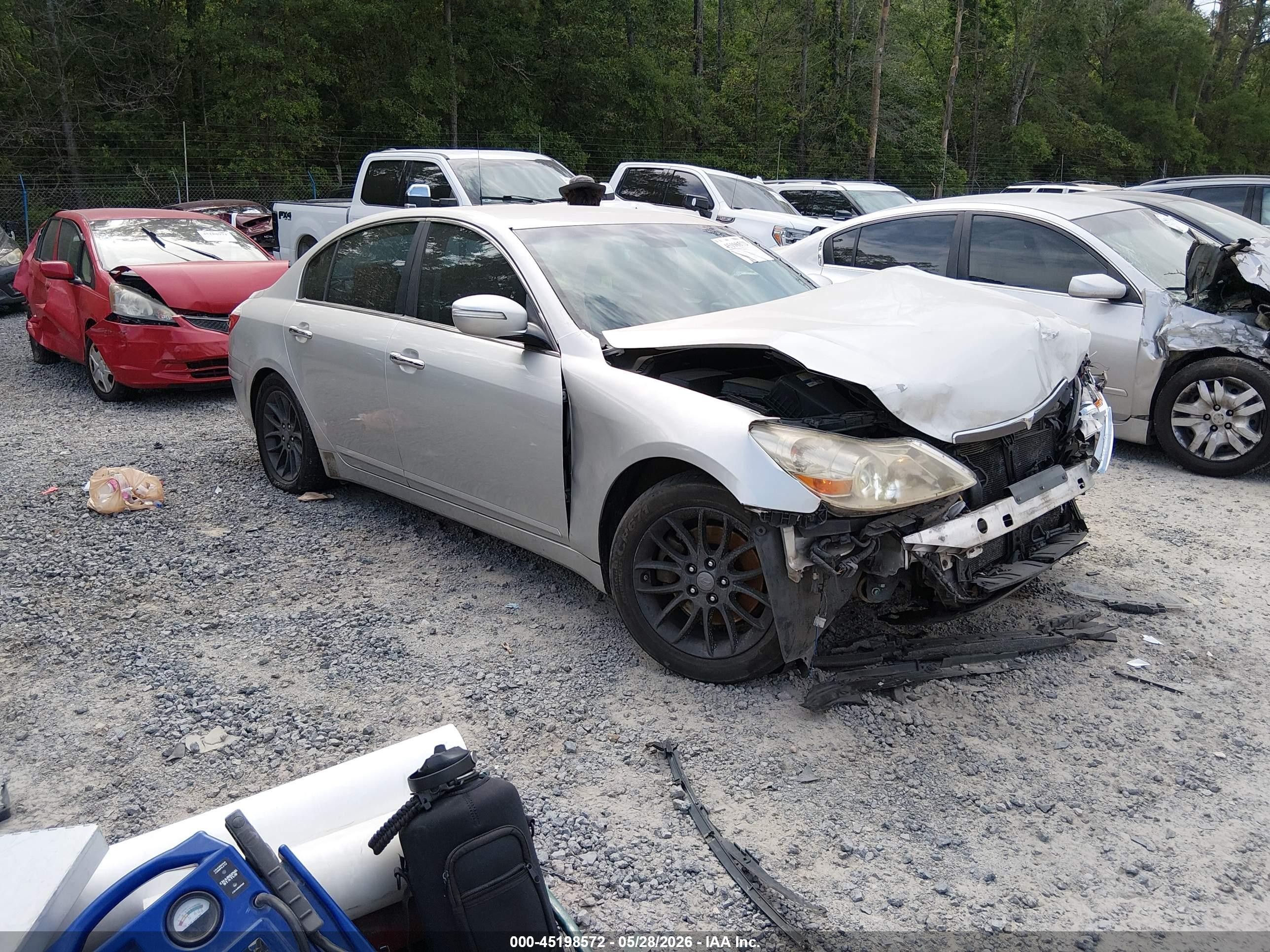 2011 Hyundai Genesis 3.8 Gray vin: KMHGC4DE7BU137088