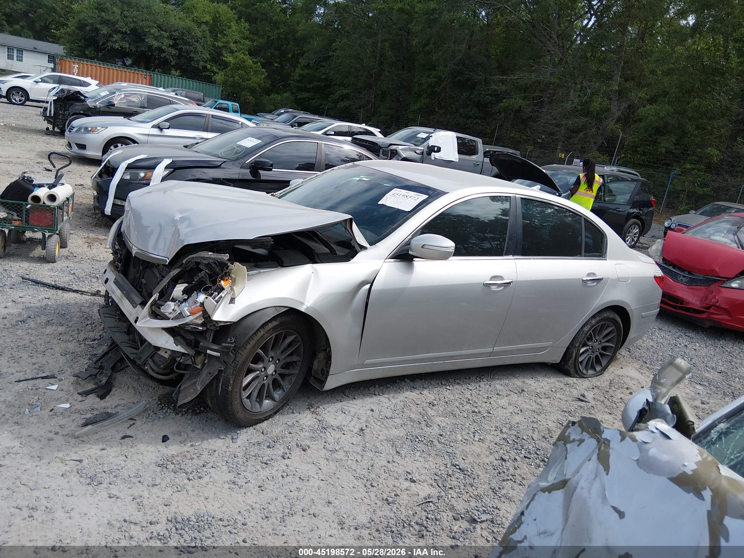 2011 Hyundai Genesis 3.8 Gray vin: KMHGC4DE7BU137088