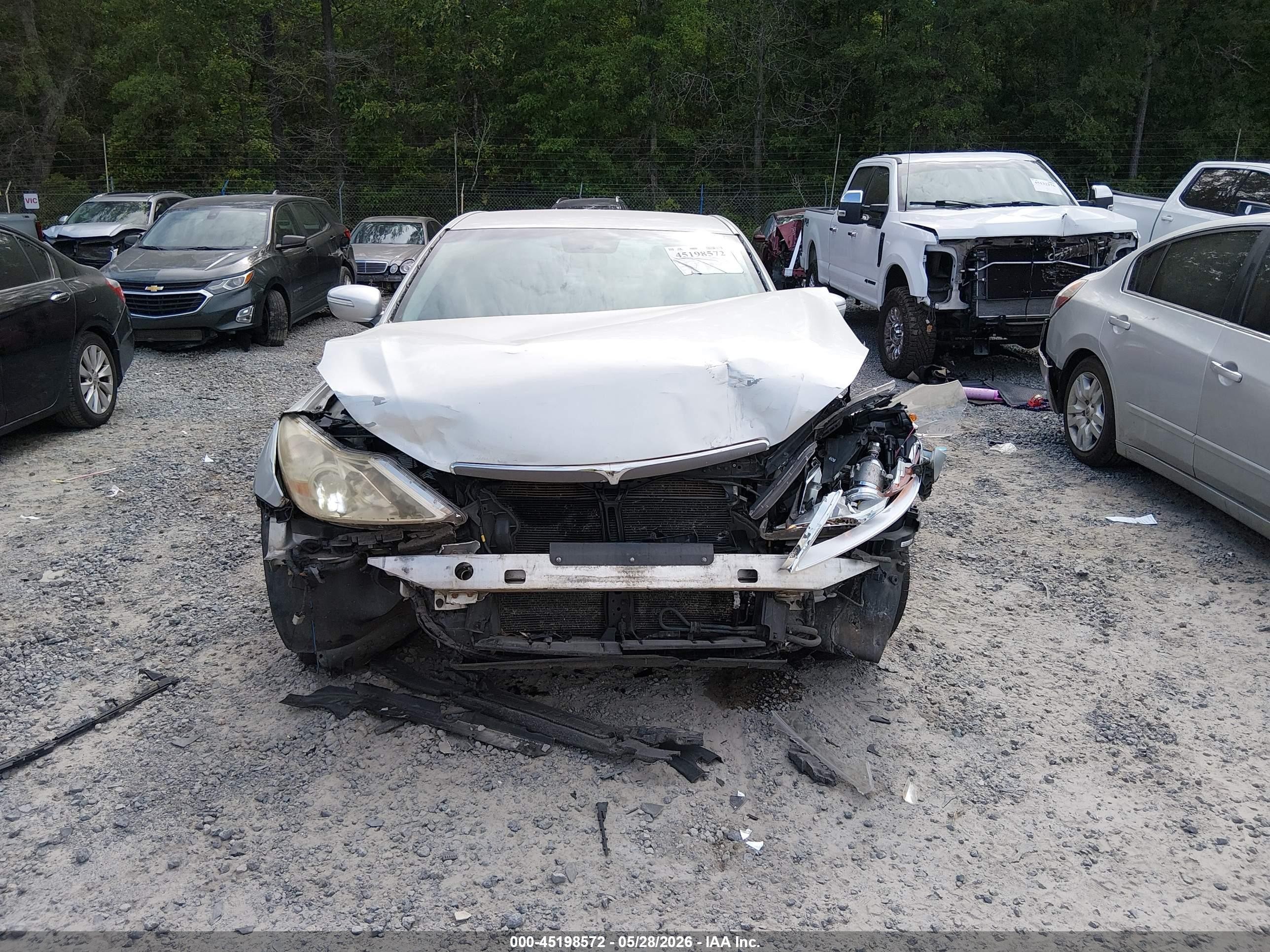 2011 Hyundai Genesis 3.8 Gray vin: KMHGC4DE7BU137088