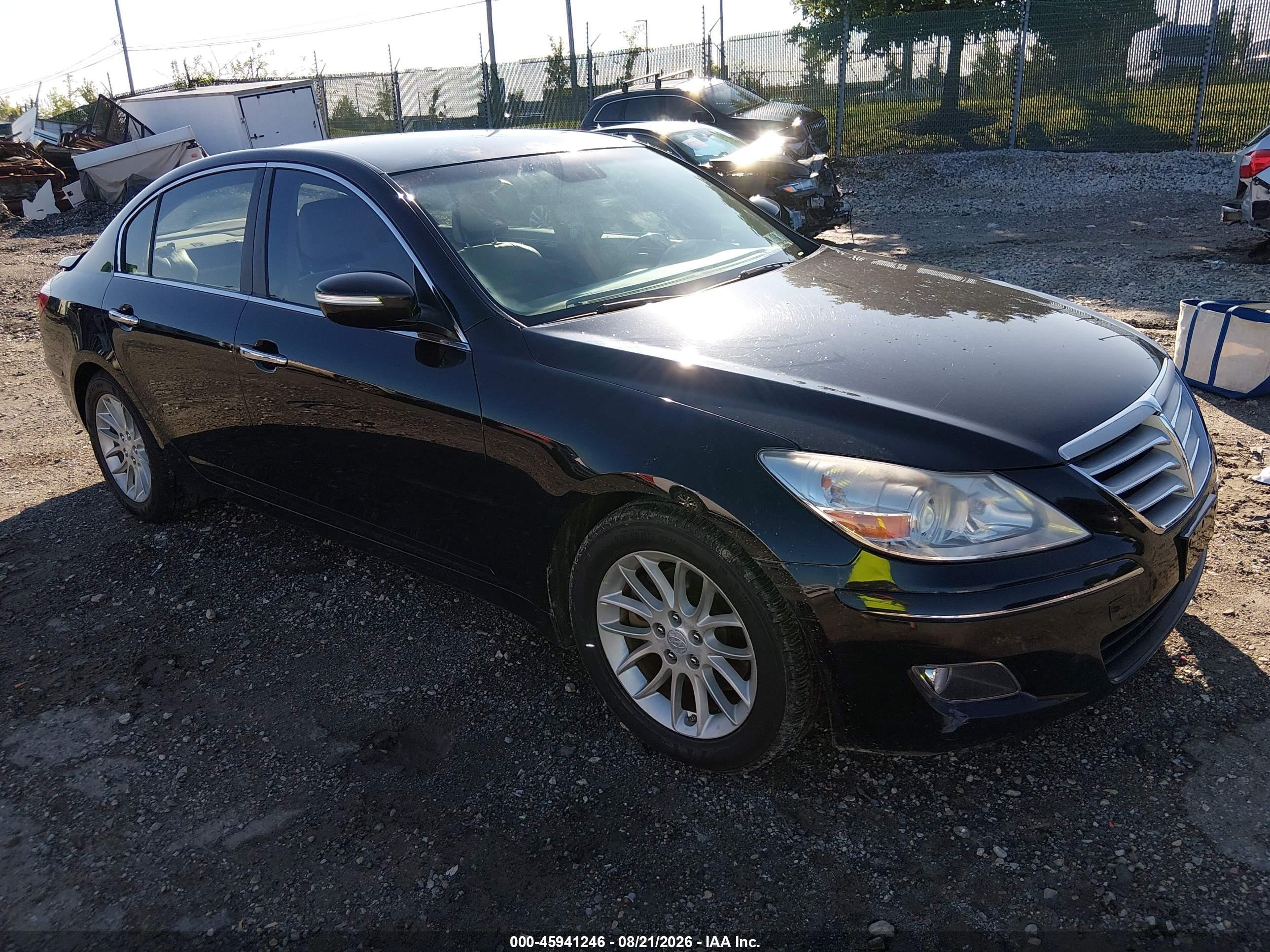 2010 Hyundai Genesis 3.8 Черный vin: KMHGC4DE8AU074484