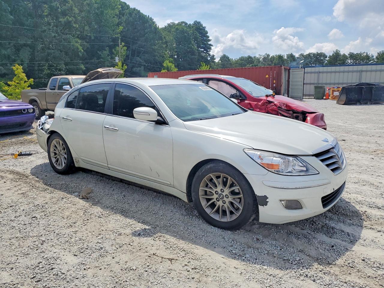 2010 Hyundai Genesis 3.8l White vin: KMHGC4DE8AU086862