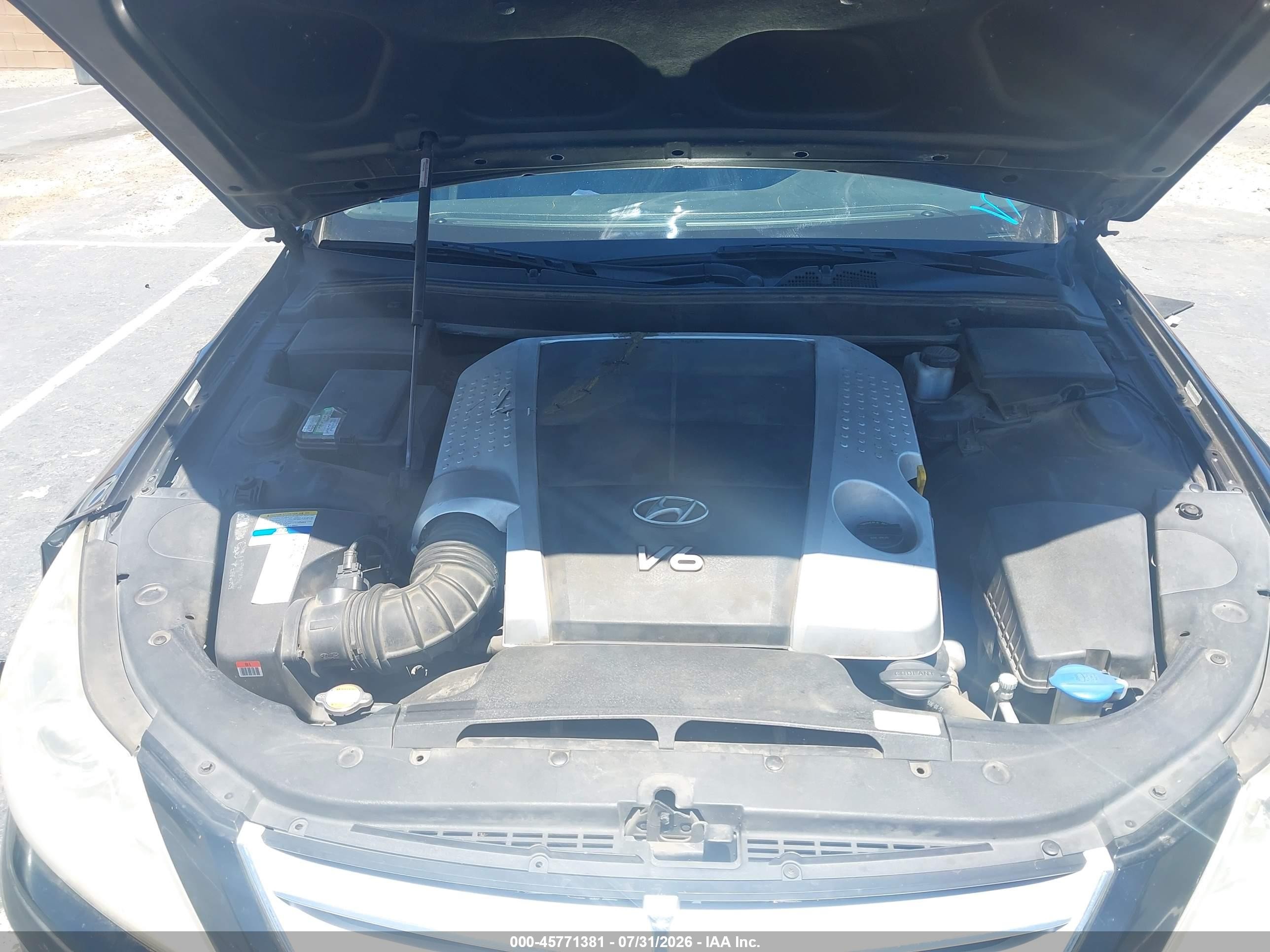 2011 Hyundai Genesis 3.8 Black vin: KMHGC4DE8BU115732