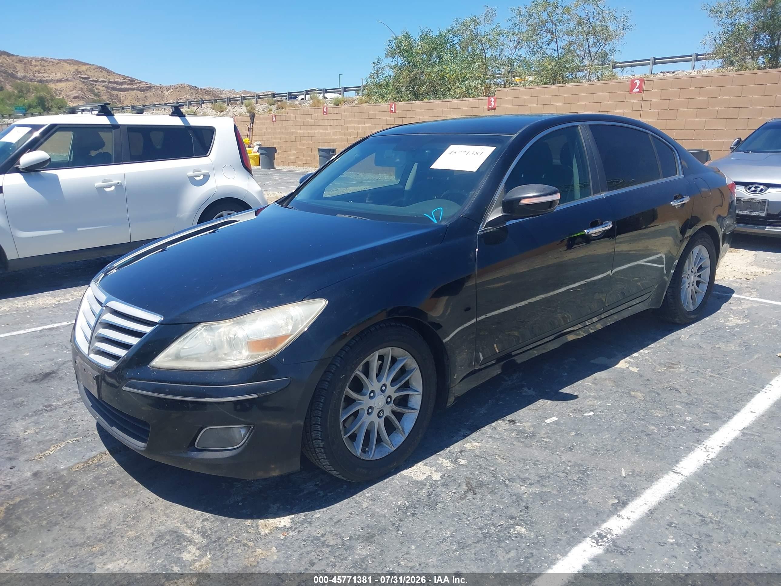 2011 Hyundai Genesis 3.8 Black vin: KMHGC4DE8BU115732