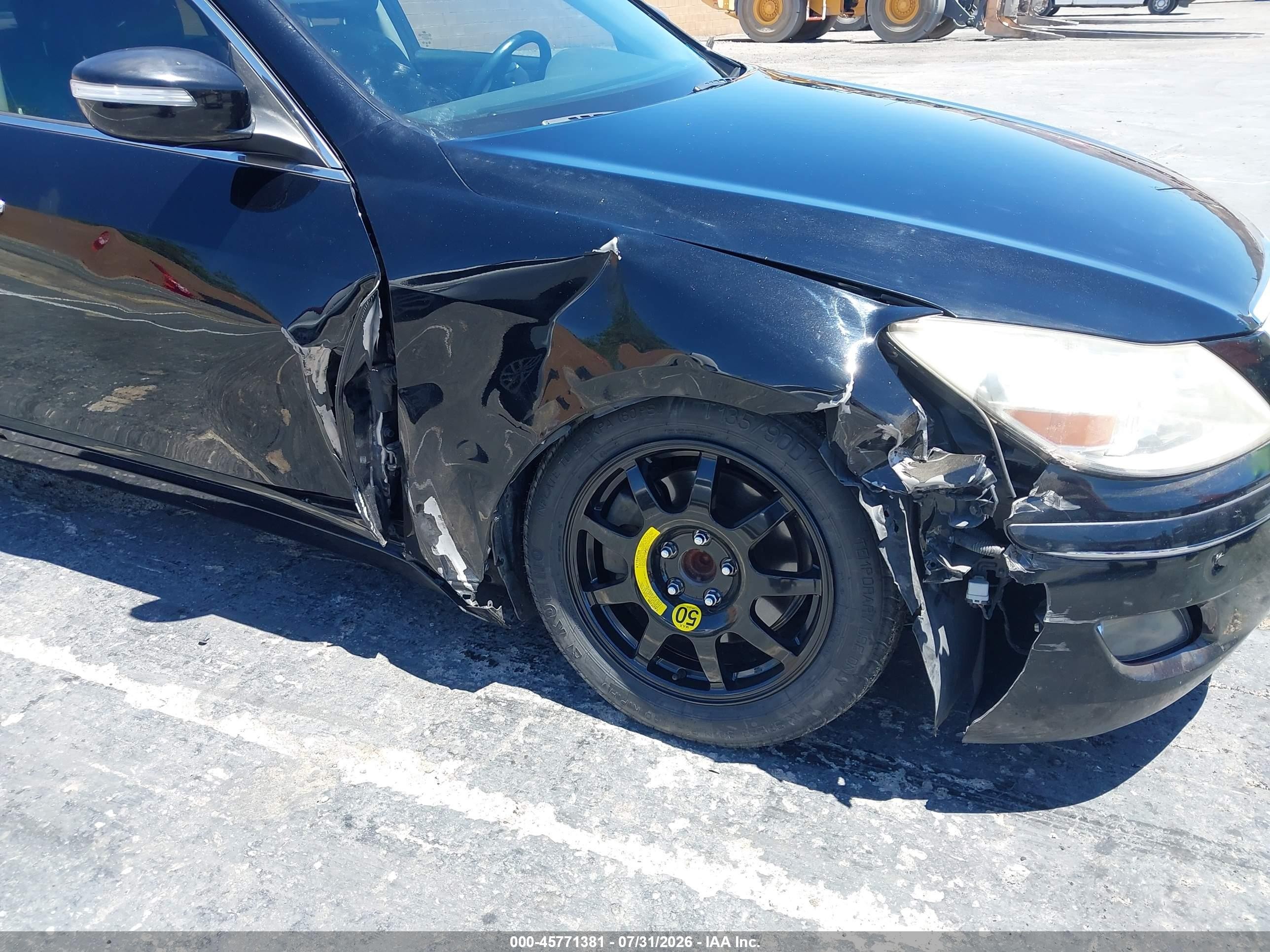 2011 Hyundai Genesis 3.8 Black vin: KMHGC4DE8BU115732