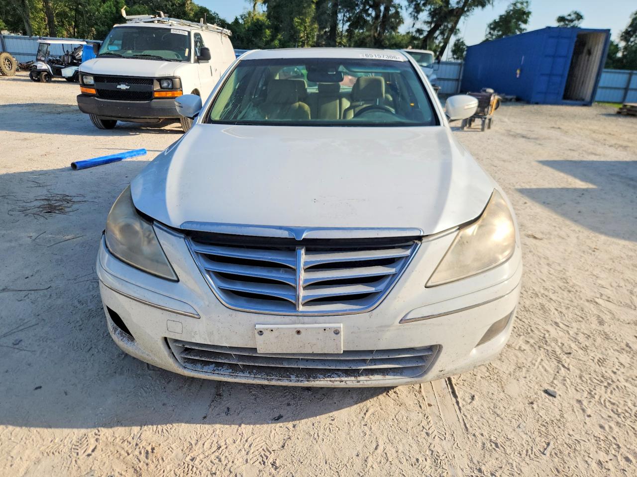 2011 Hyundai Genesis 3.8l White vin: KMHGC4DE8BU117559