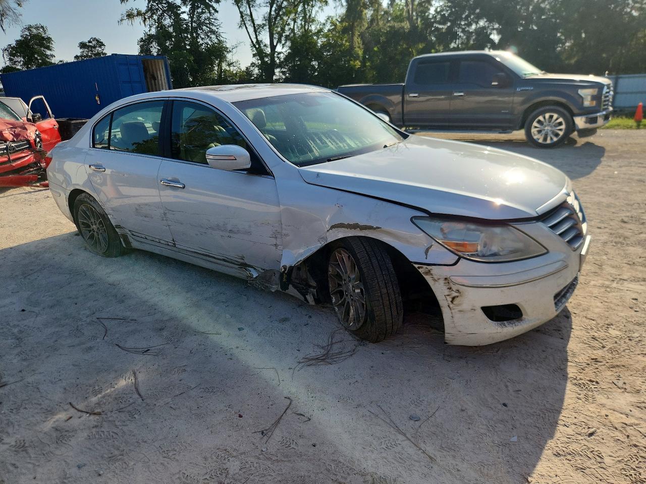 2011 Hyundai Genesis 3.8l White vin: KMHGC4DE8BU117559