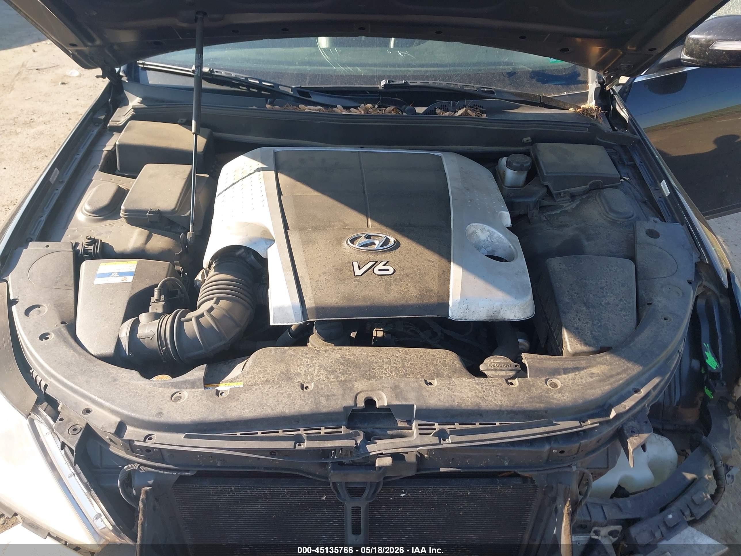 2011 Hyundai Genesis 3.8 Black vin: KMHGC4DE8BU122342