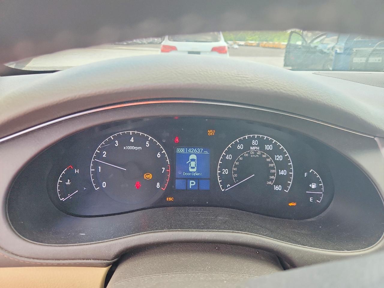 2011 Hyundai Genesis 3.8l Silver vin: KMHGC4DE8BU138704