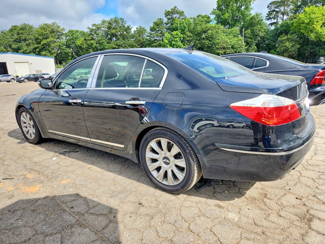 2011 Hyundai Genesis 3.8l V6 Black vin: KMHGC4DE8BU145958