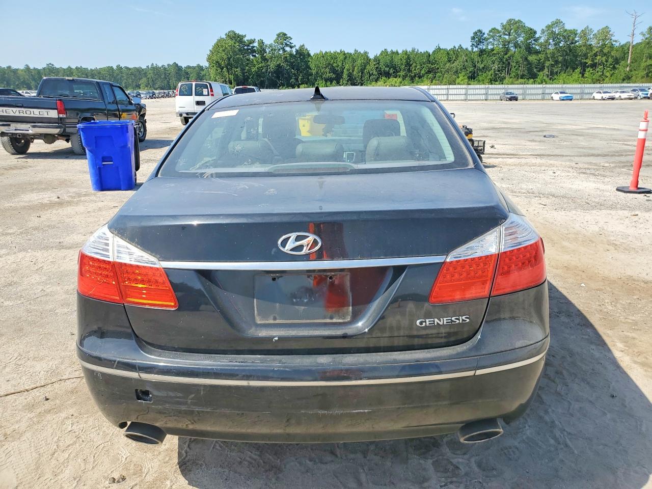 2011 Hyundai Genesis 3.8l Black vin: KMHGC4DE9BU137528
