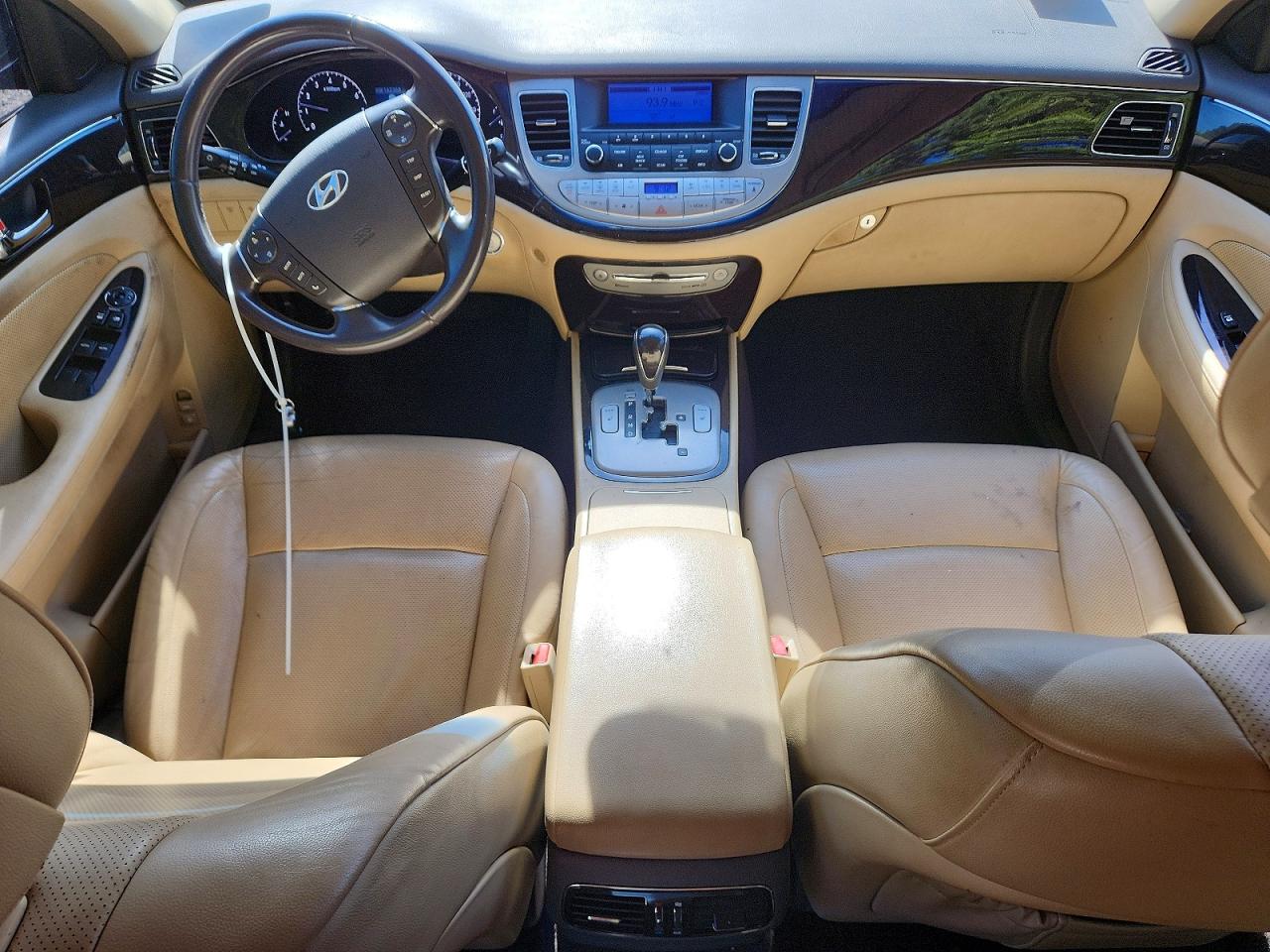 2010 Hyundai Genesis 3.8l Blue vin: KMHGC4DEXAU074874