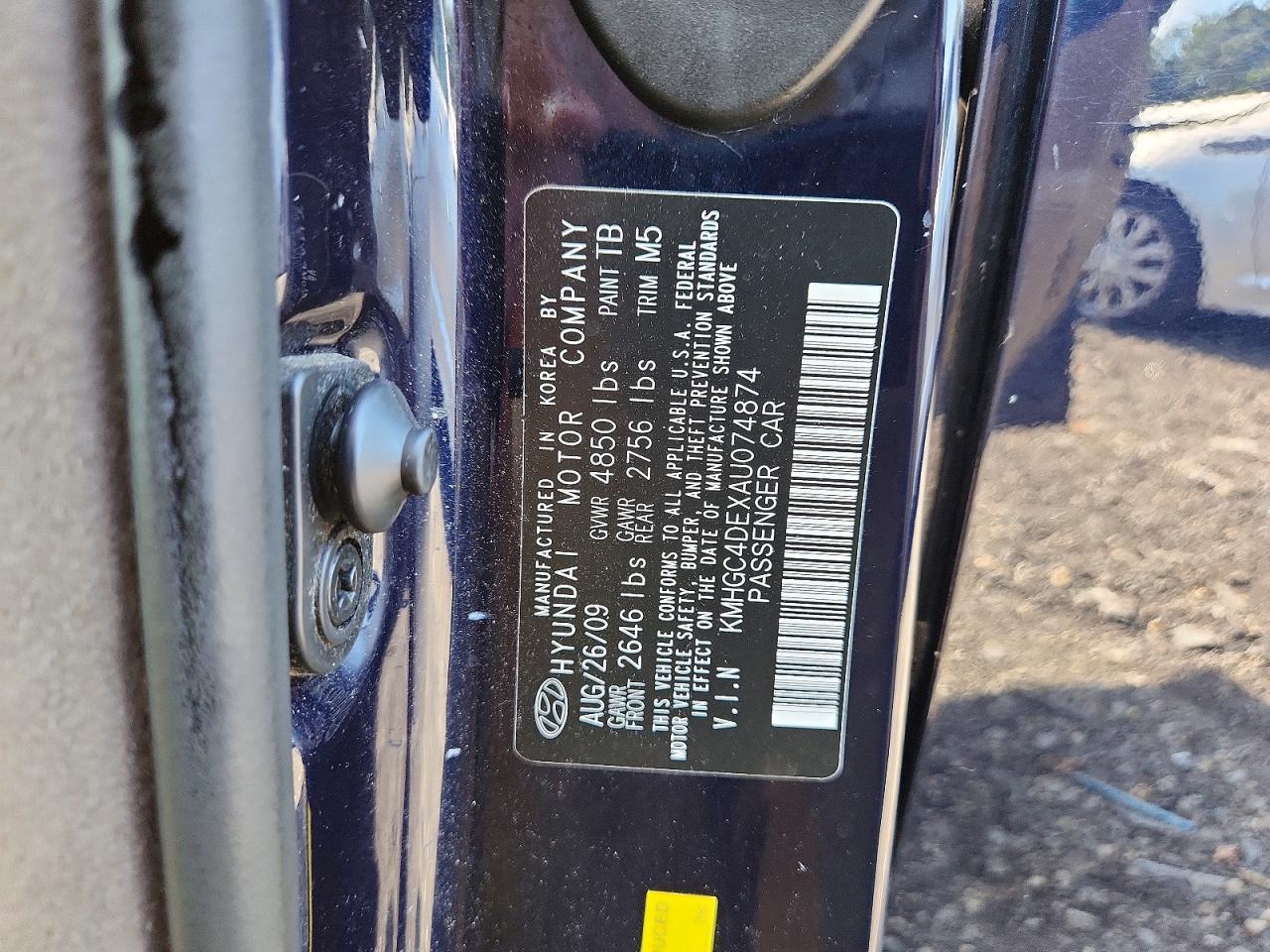 2010 Hyundai Genesis 3.8l Blue vin: KMHGC4DEXAU074874