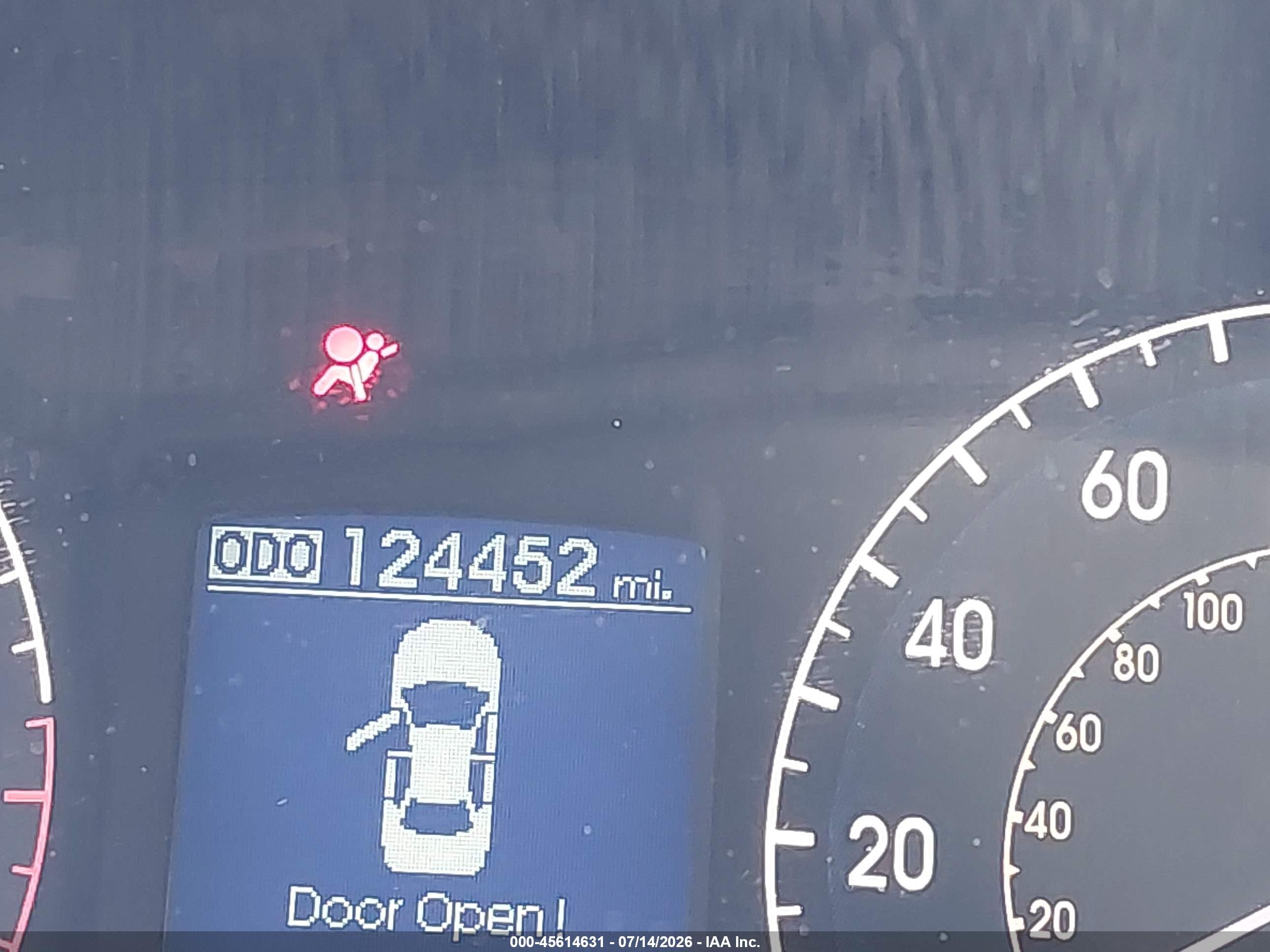 2010 Hyundai Genesis 3.8 Серебряный vin: KMHGC4DEXAU096826