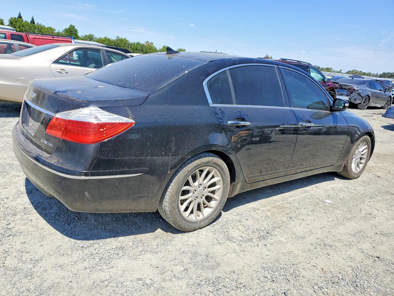 2011 Hyundai Genesis 3.8l Black vin: KMHGC4DEXBU145301