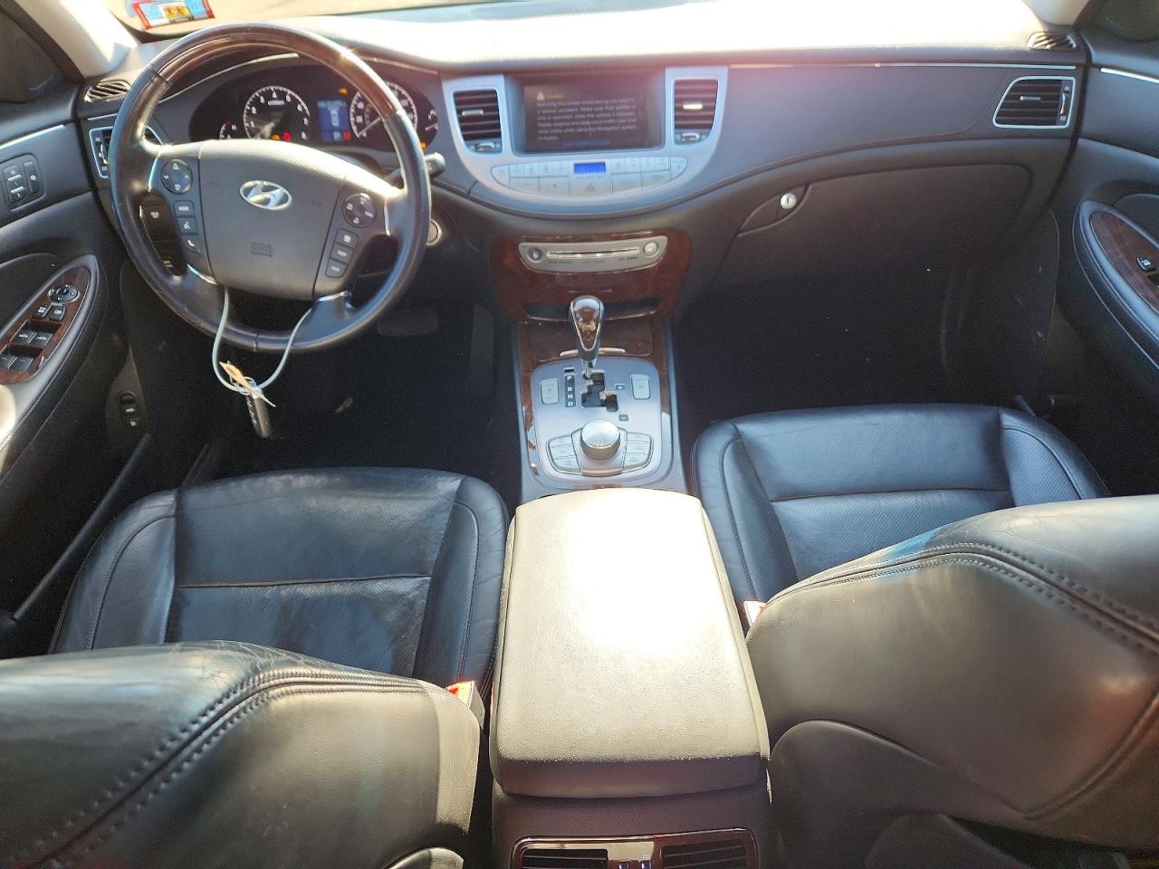 2011 Hyundai Genesis 4.6l Black vin: KMHGC4DF1BU121199