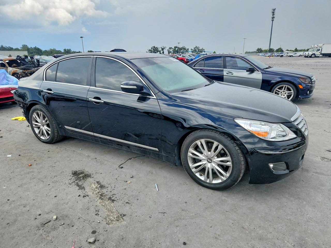 2011 Hyundai Genesis 4.6l Black vin: KMHGC4DF2BU124385