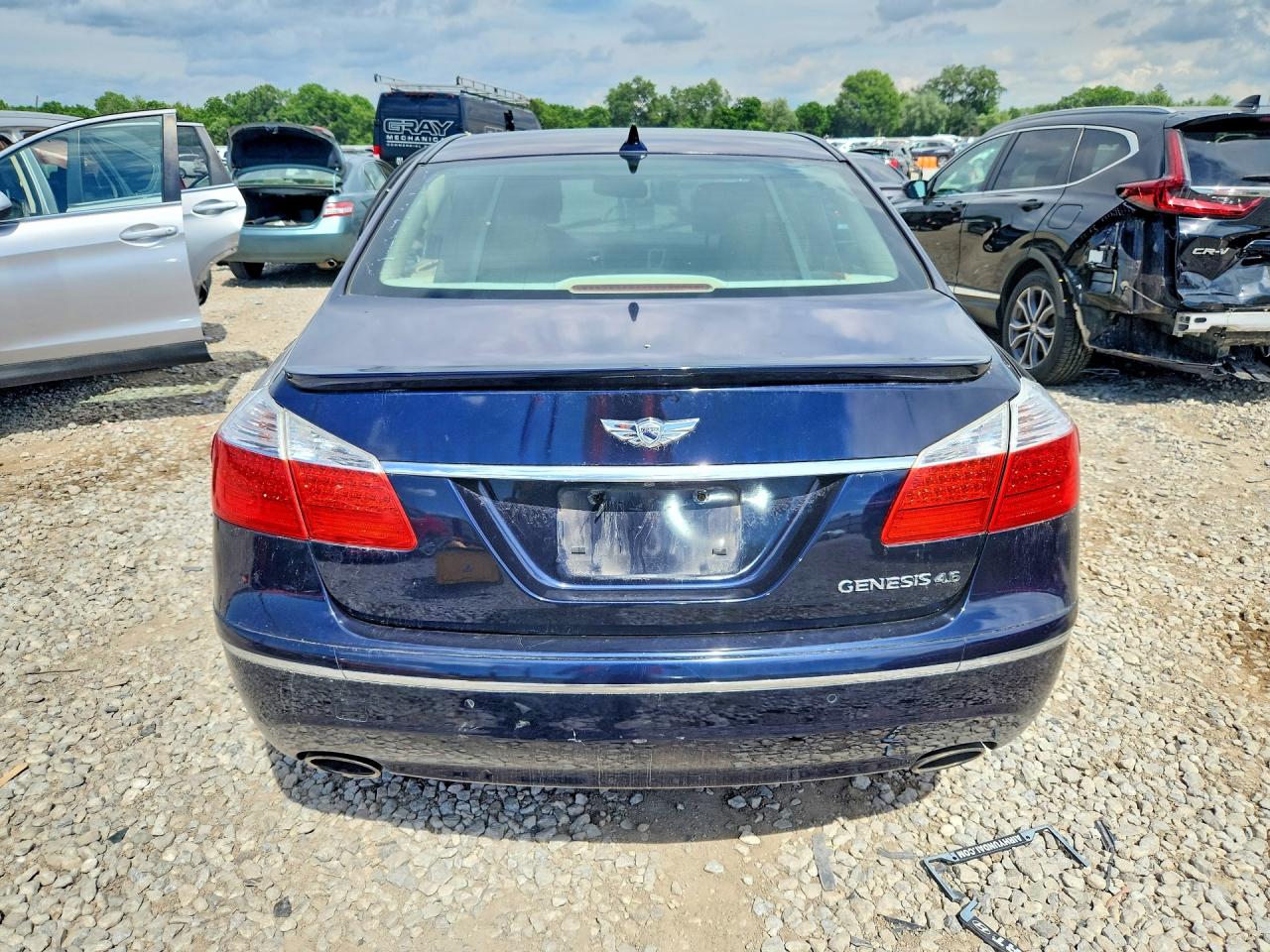 2011 Hyundai Genesis 4.6l Blue vin: KMHGC4DF2BU124516
