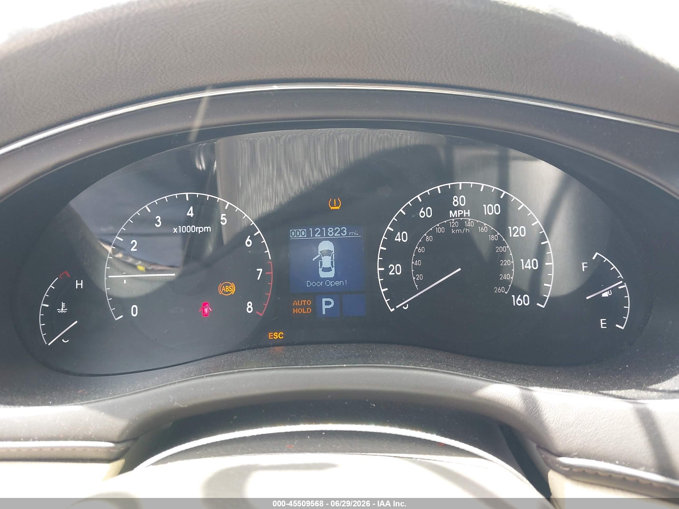 2011 Hyundai Genesis 4.6 Black vin: KMHGC4DF2BU125360