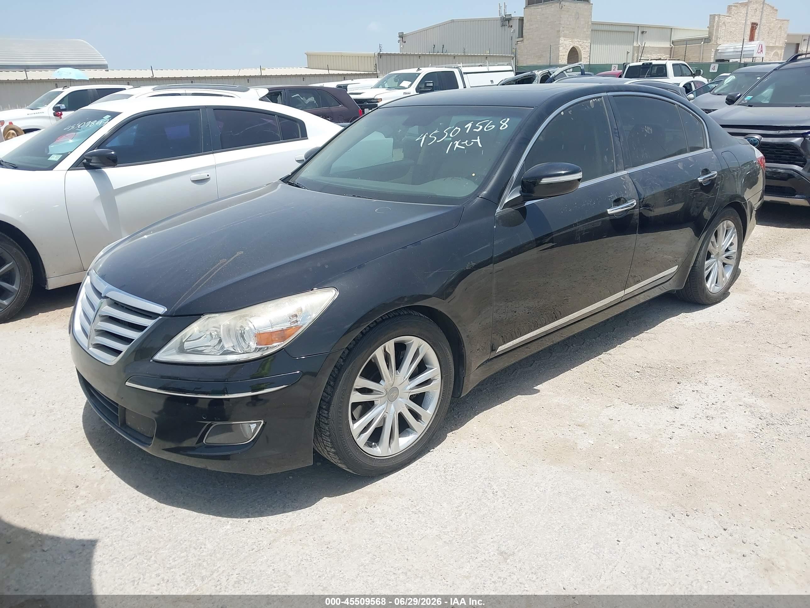 2011 Hyundai Genesis 4.6 Black vin: KMHGC4DF2BU125360