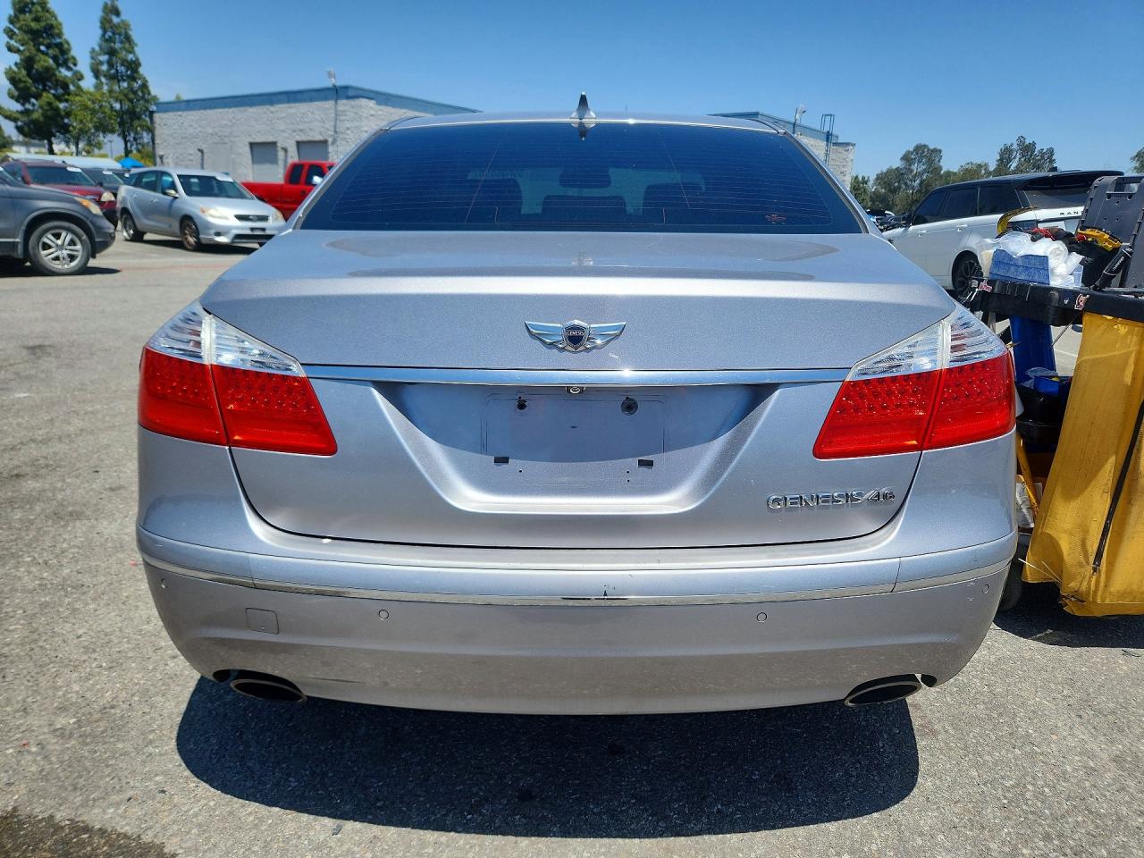 2011 Hyundai Genesis 4.6l Silver vin: KMHGC4DF2BU129795