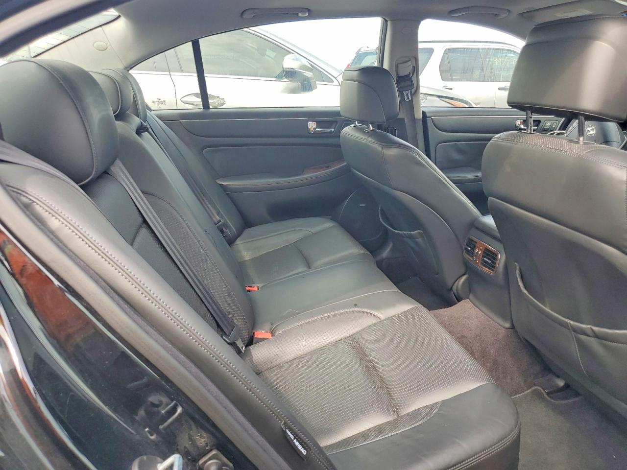 2011 Hyundai Genesis 4.6l Black vin: KMHGC4DF2BU133720
