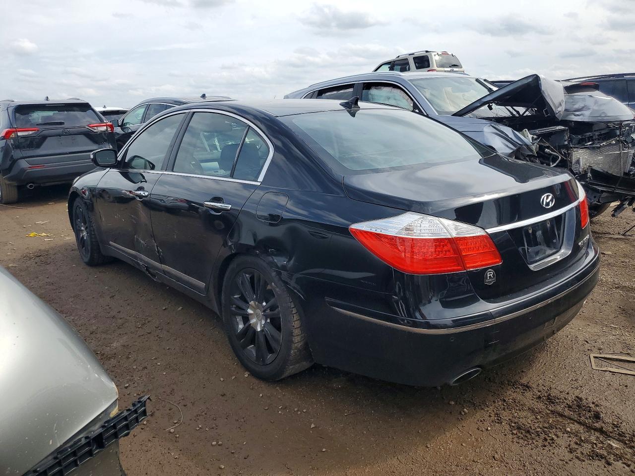 2011 Hyundai Genesis 4.6l Black vin: KMHGC4DF2BU133720