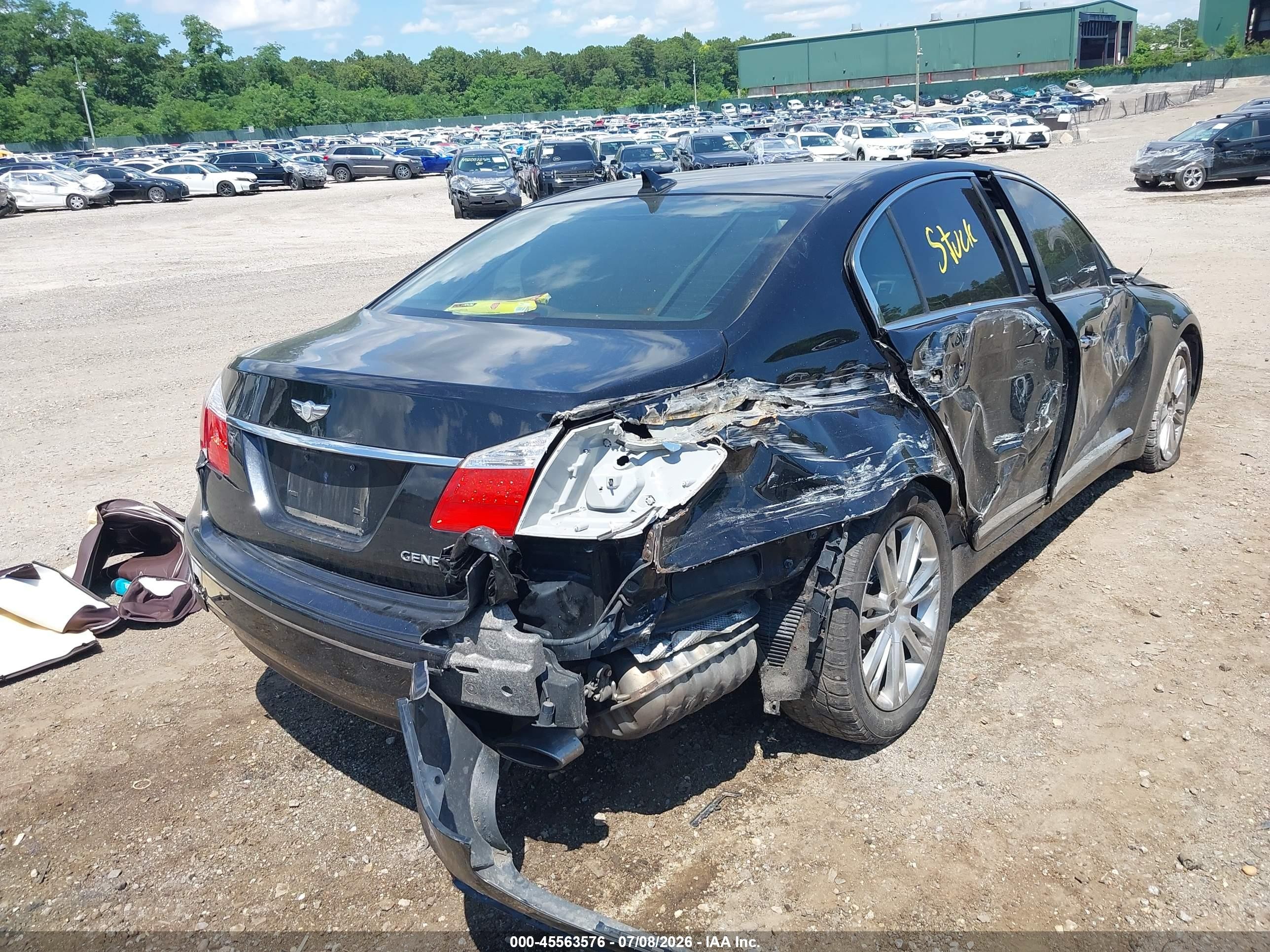 2010 Hyundai Genesis 4.6 Black vin: KMHGC4DF3AU092478