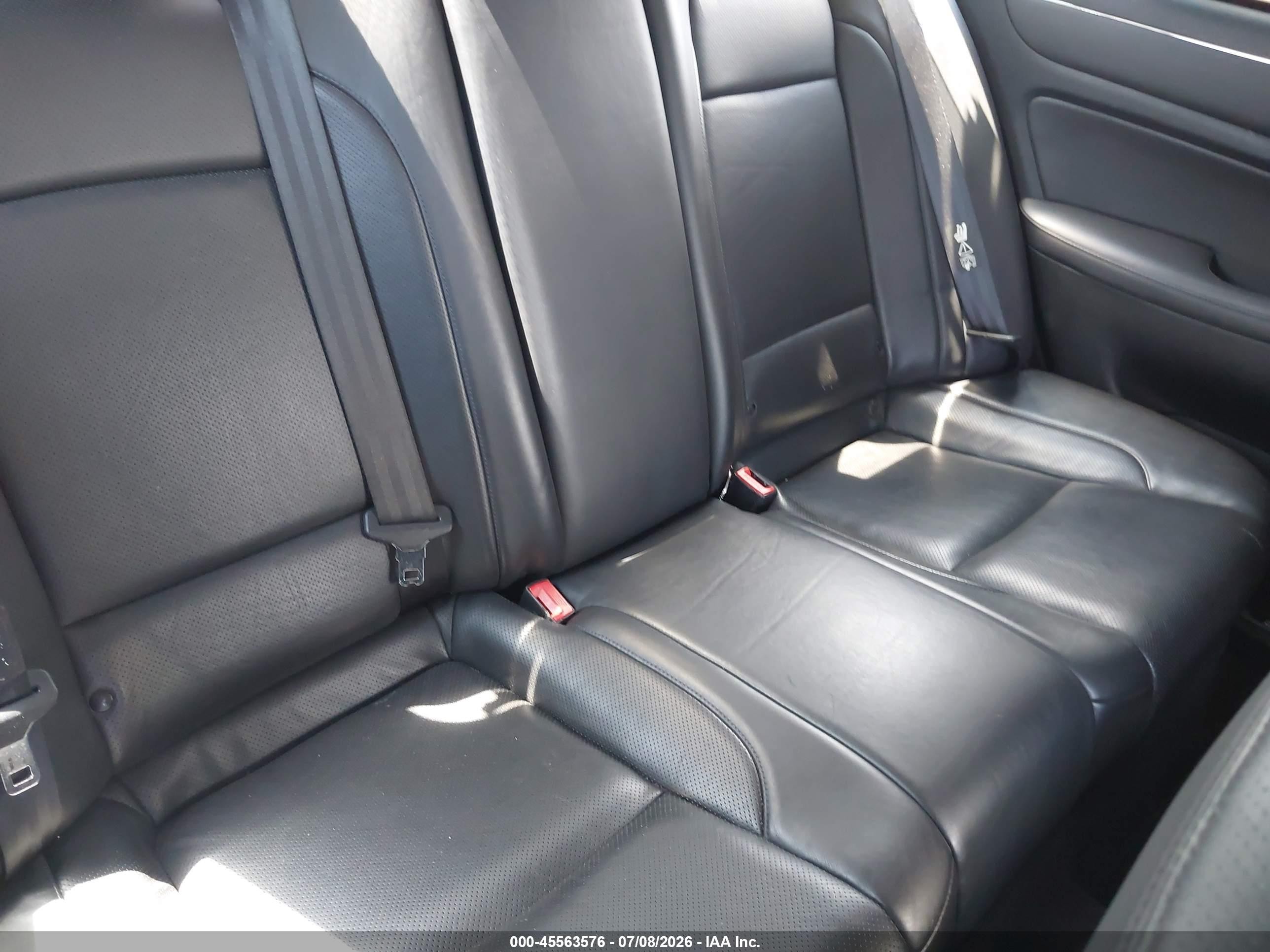 2010 Hyundai Genesis 4.6 Black vin: KMHGC4DF3AU092478