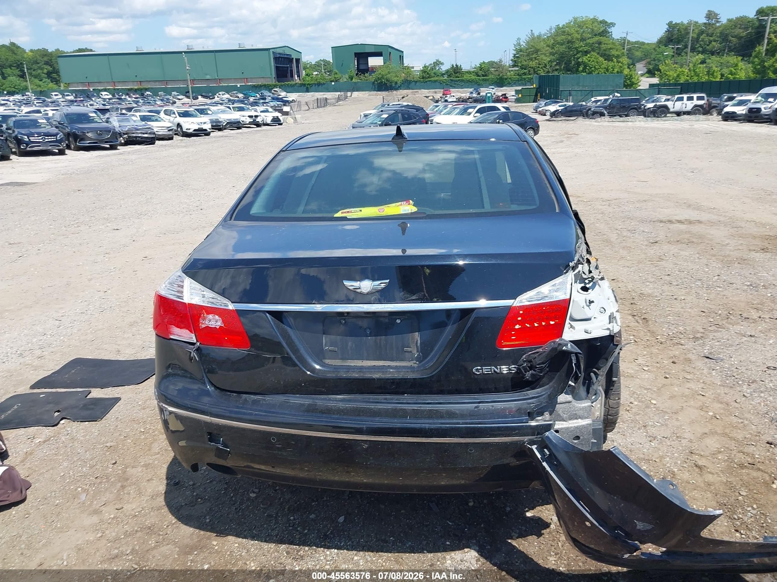 2010 Hyundai Genesis 4.6 Black vin: KMHGC4DF3AU092478
