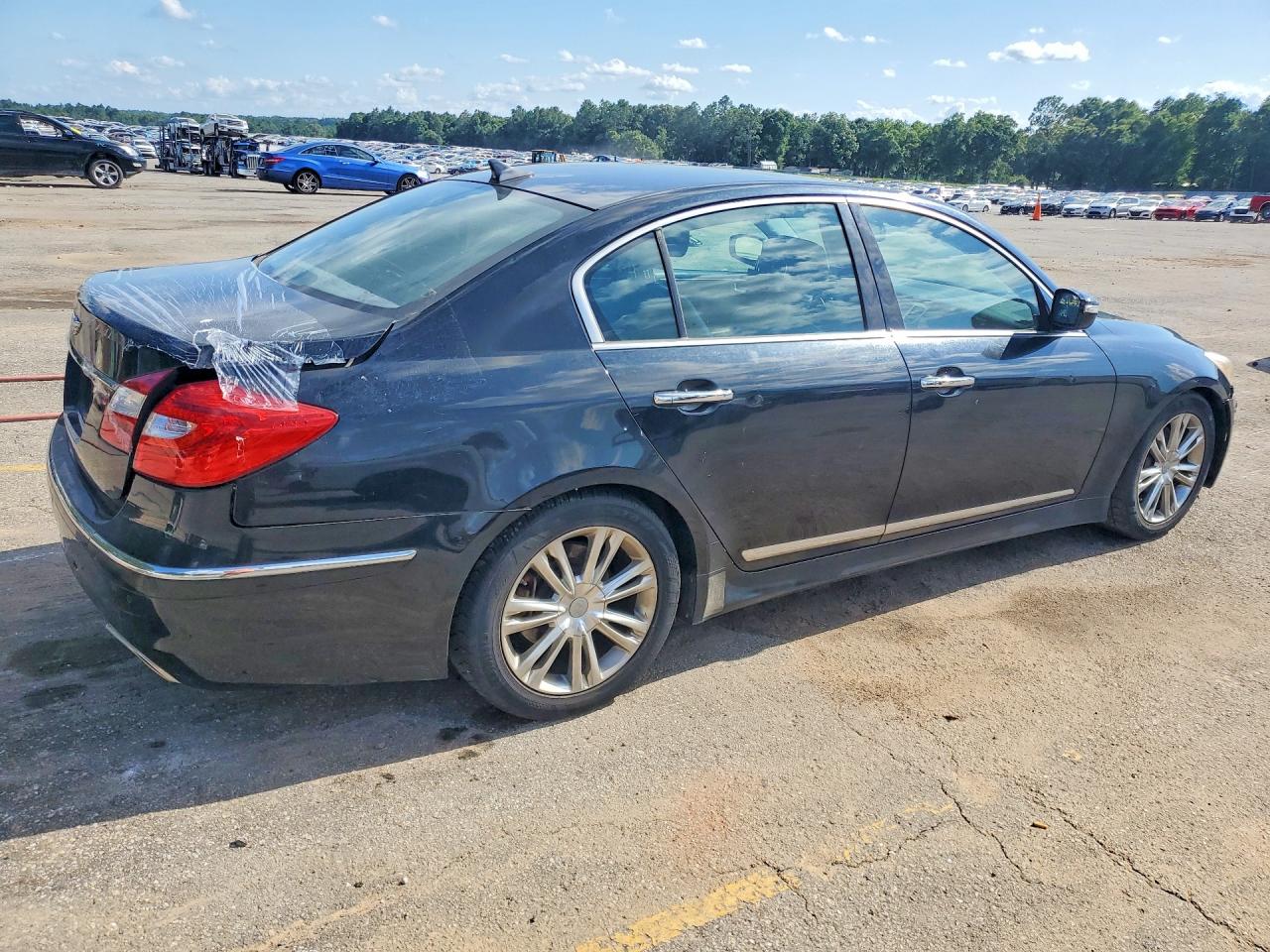 2012 Hyundai Genesis 4.6l Black vin: KMHGC4DF3CU173869