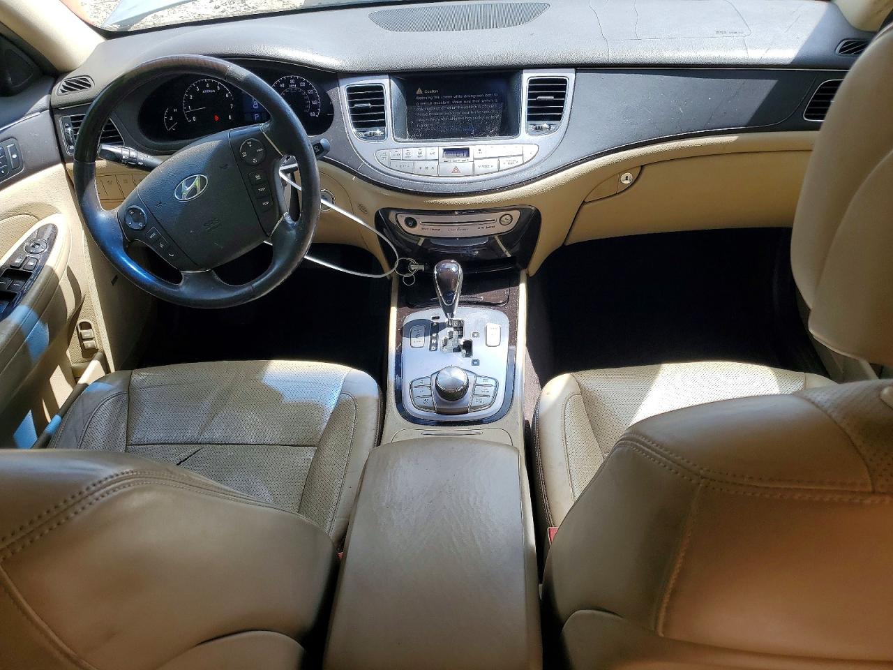 2011 Hyundai Genesis 4.6l Silver vin: KMHGC4DF4BU113839