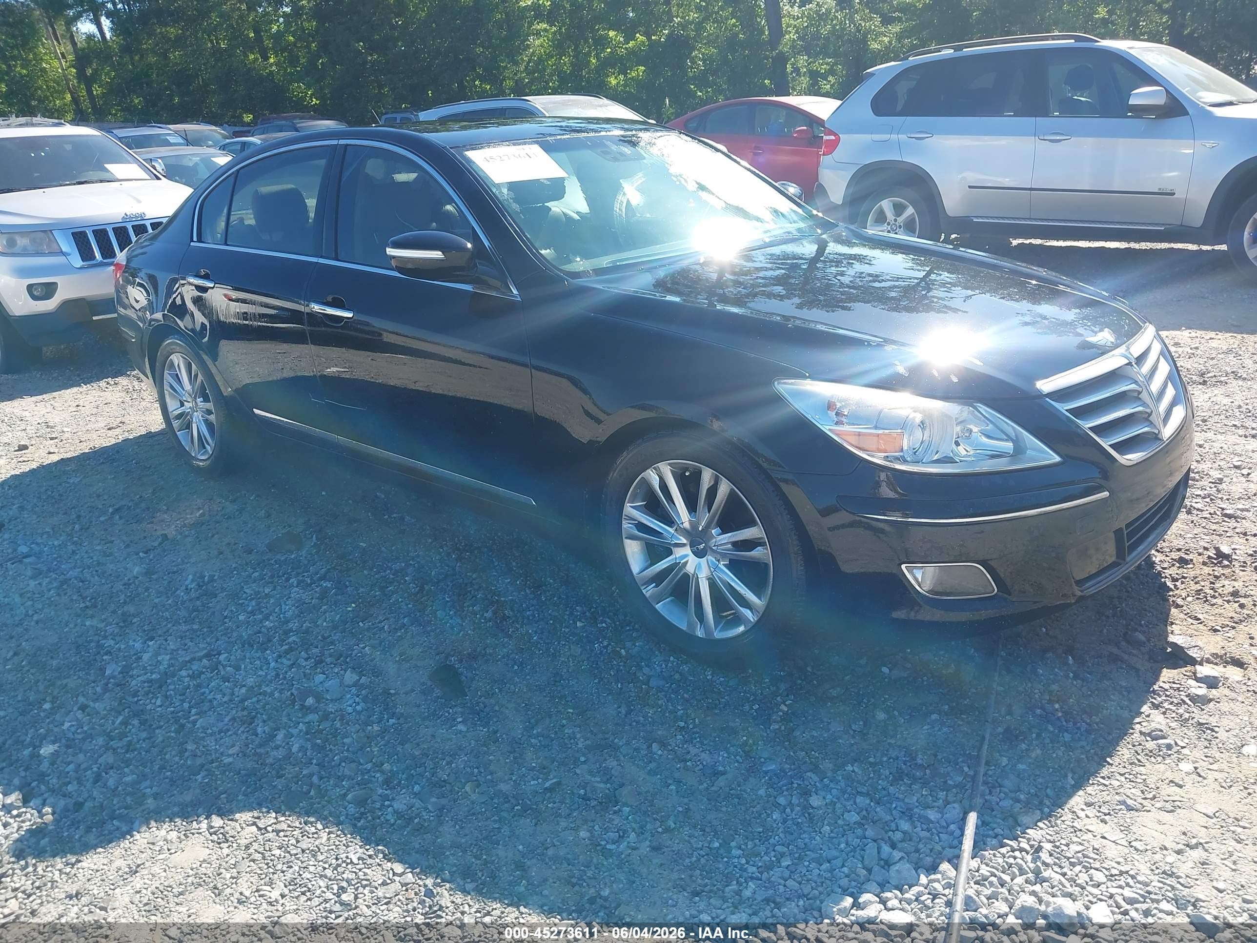 2011 Hyundai Genesis 4.6 Black vin: KMHGC4DF4BU125814