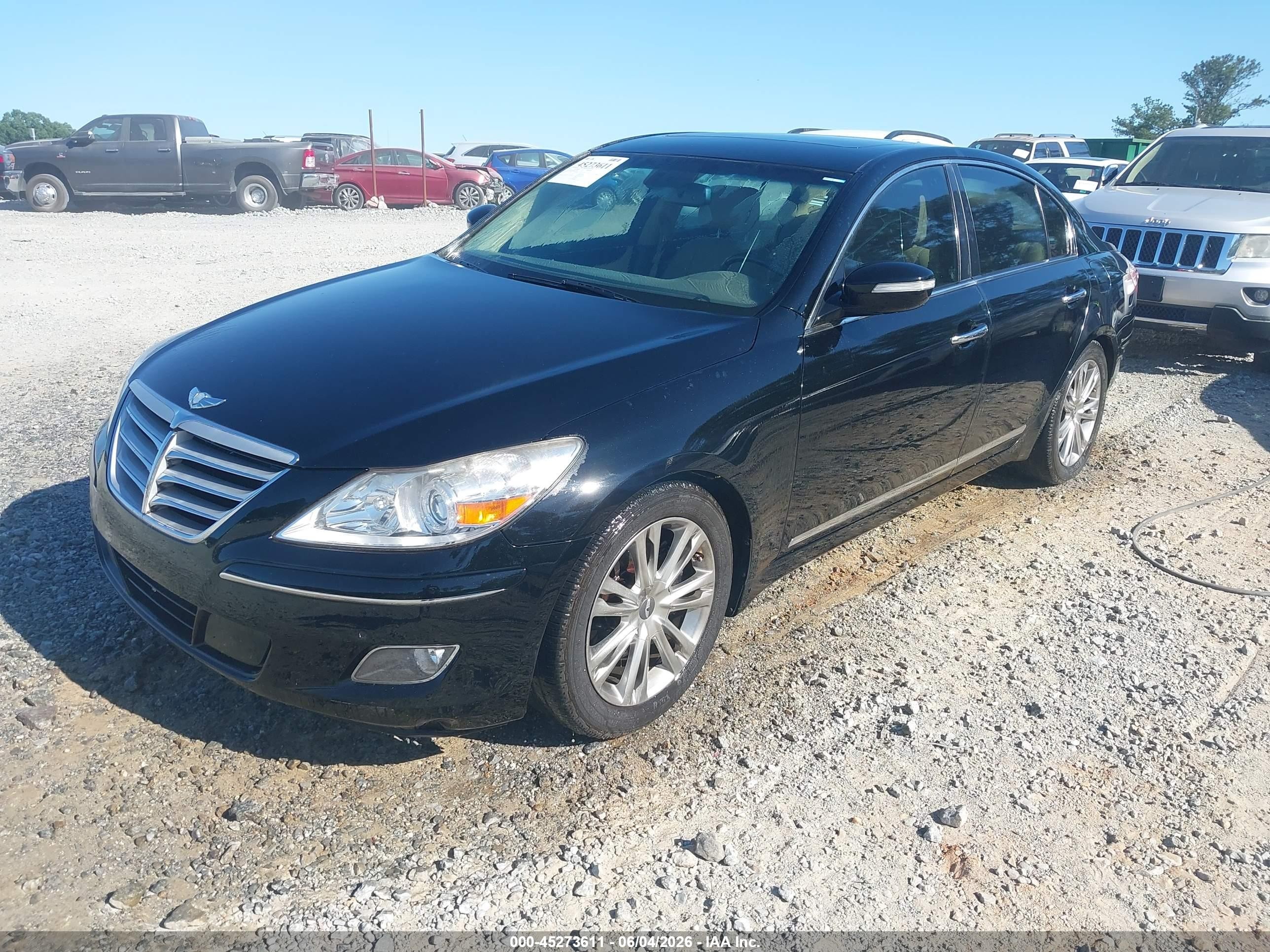 2011 Hyundai Genesis 4.6 Black vin: KMHGC4DF4BU125814