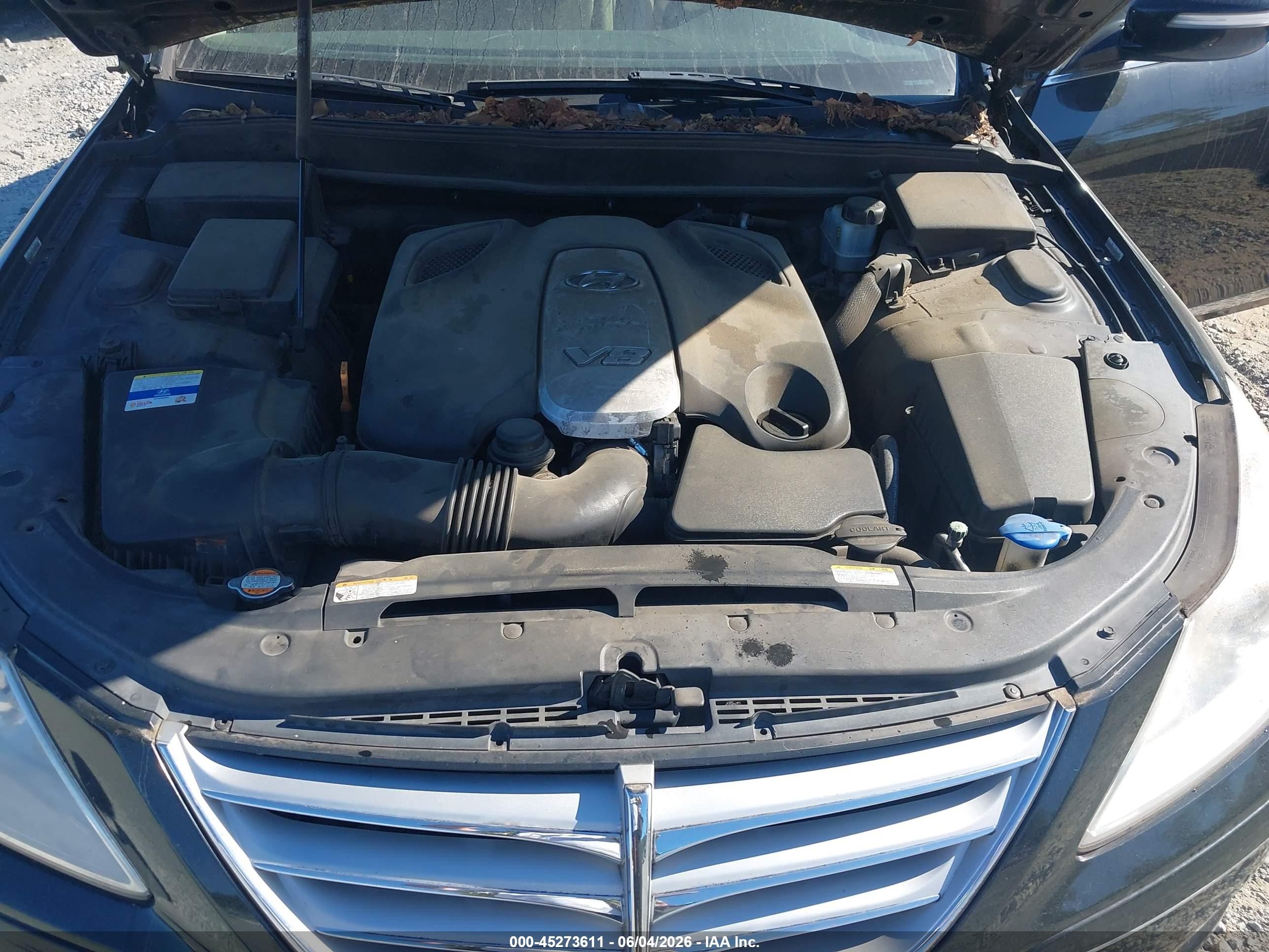 2011 Hyundai Genesis 4.6 Black vin: KMHGC4DF4BU125814