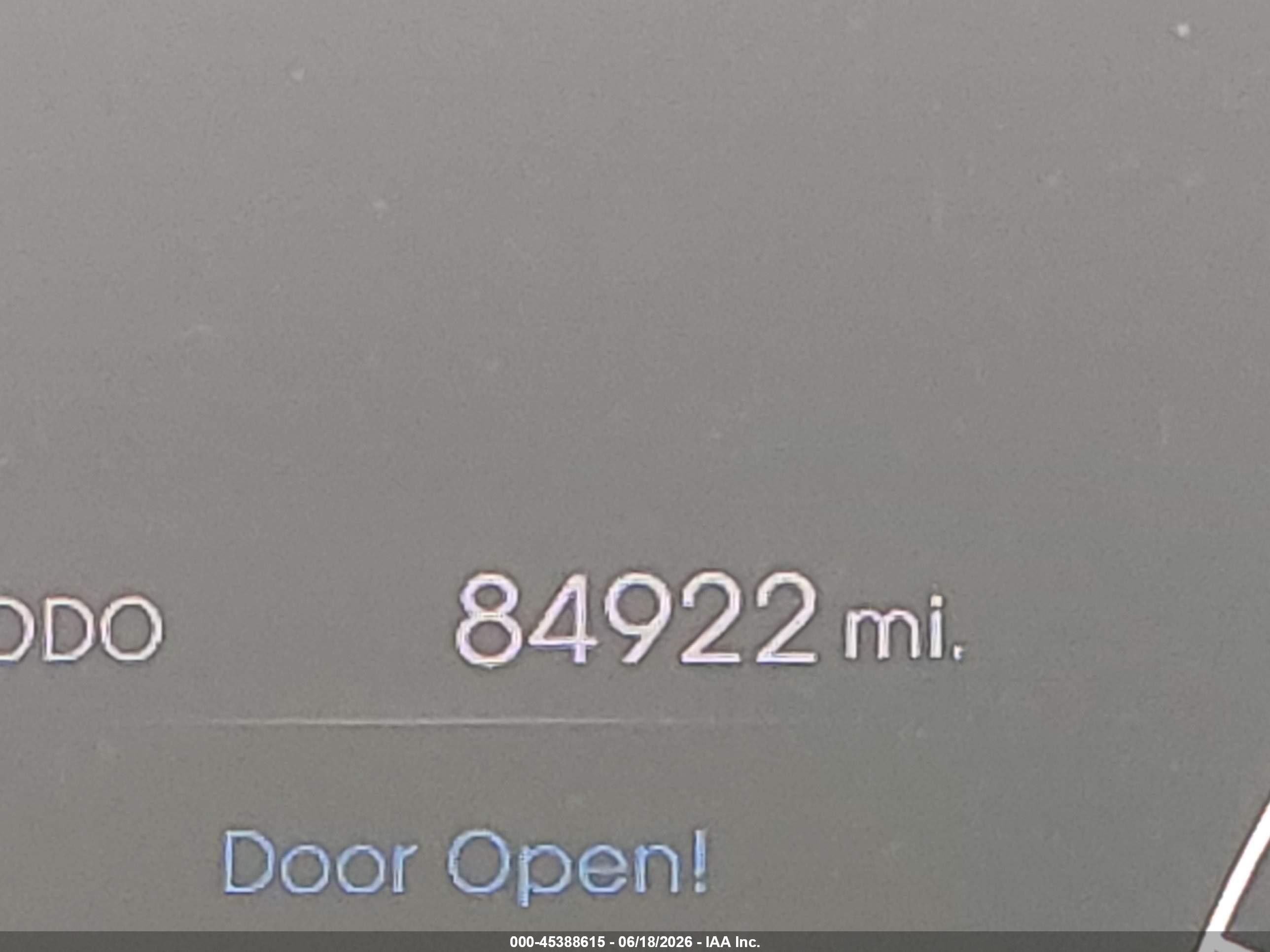 2012 Hyundai Genesis 4.6 Silver vin: KMHGC4DF4CU171662