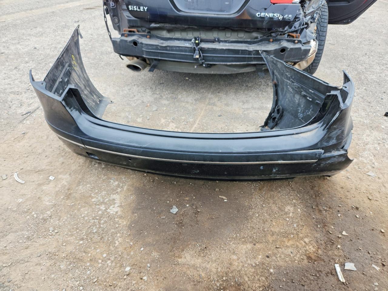 2010 Hyundai Genesis 4.6l Black vin: KMHGC4DF5AU072233