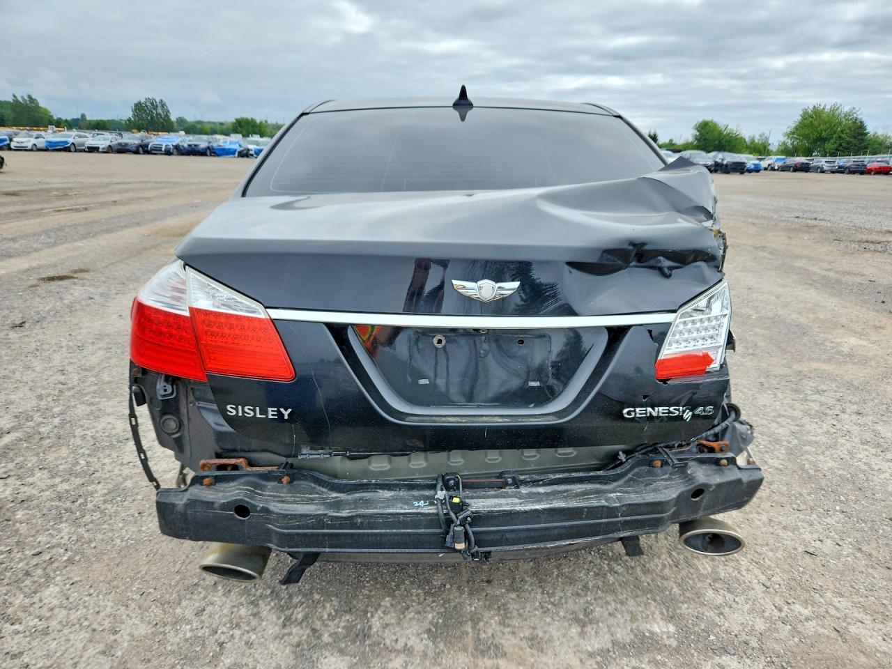 2010 Hyundai Genesis 4.6l Black vin: KMHGC4DF5AU072233