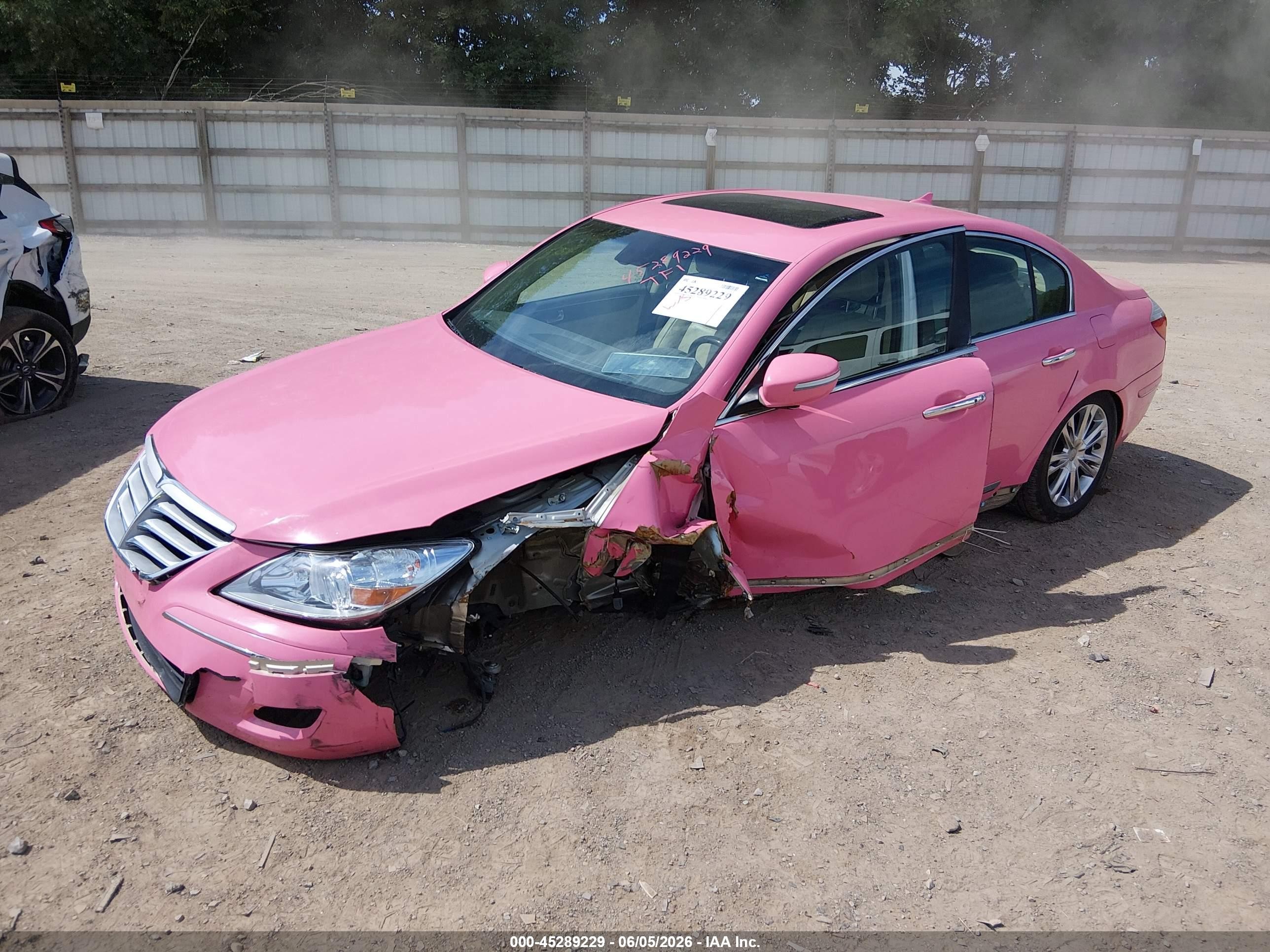 2010 Hyundai Genesis 4.6 Pink vin: KMHGC4DF5AU084205