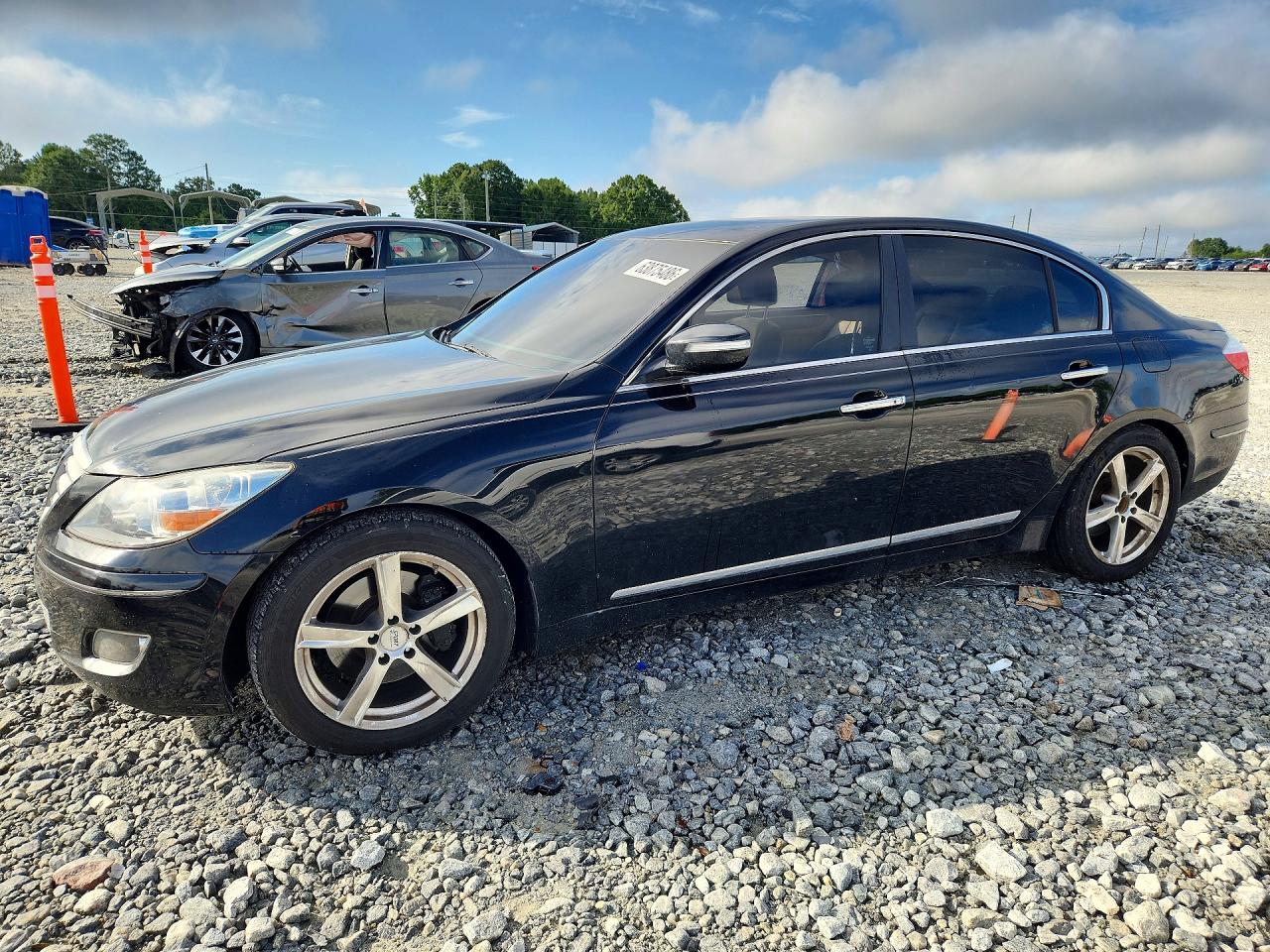 2010 Hyundai Genesis 4.6l Black vin: KMHGC4DF6AU107975