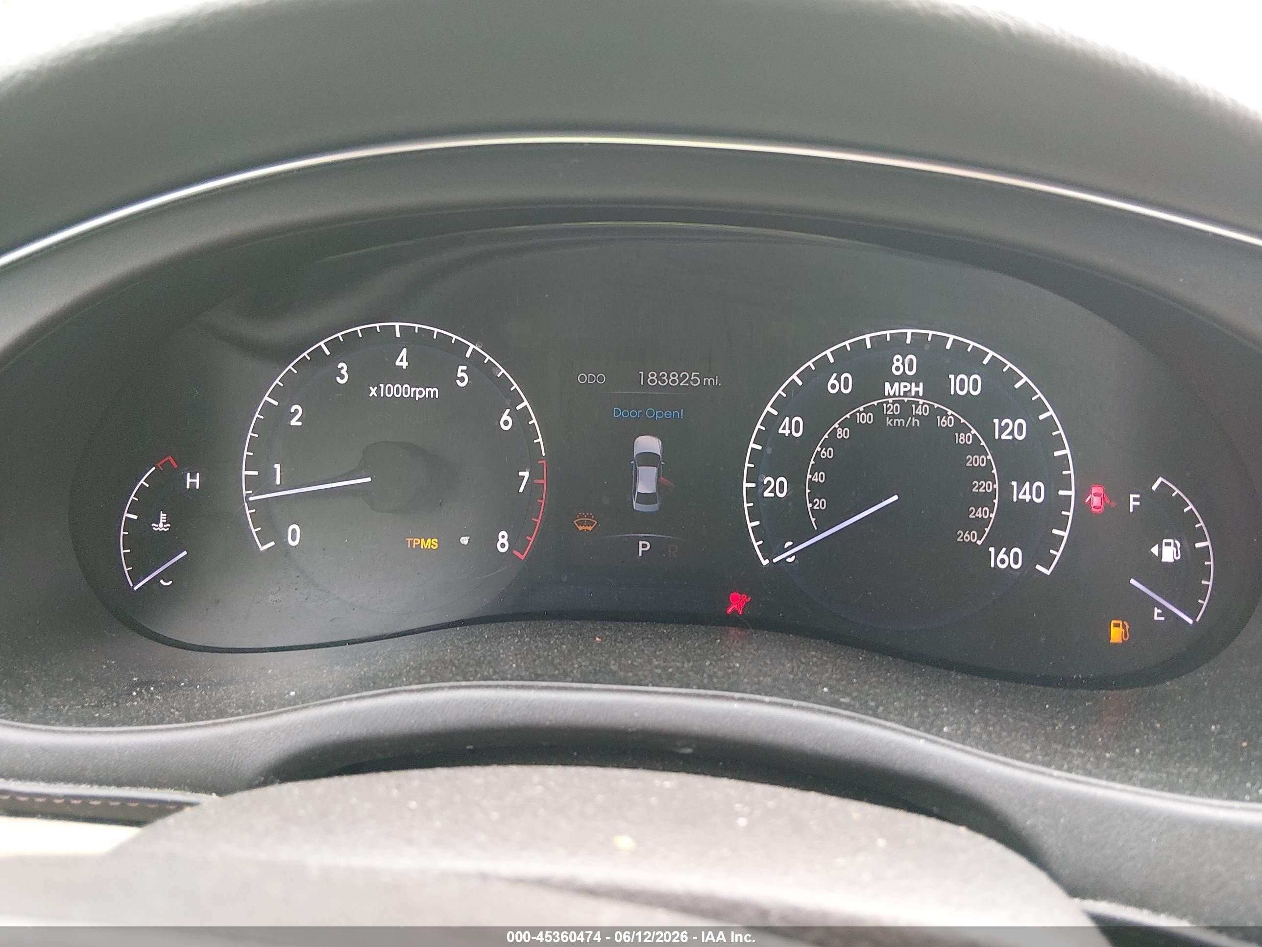 2012 Hyundai Genesis 4.6 White vin: KMHGC4DF6CU163868
