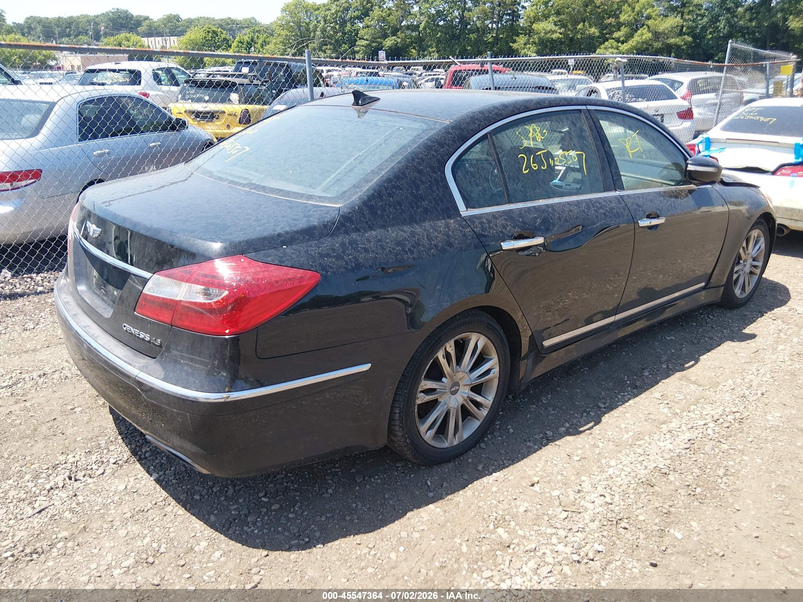 2012 Hyundai Genesis 4.6 Black vin: KMHGC4DF6CU211451