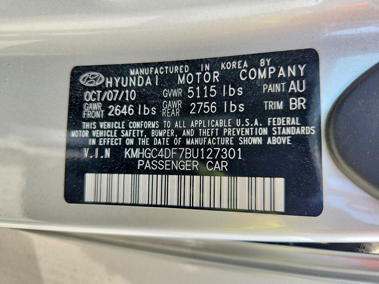 2011 Hyundai Genesis 4.6l Silver vin: KMHGC4DF7BU127301